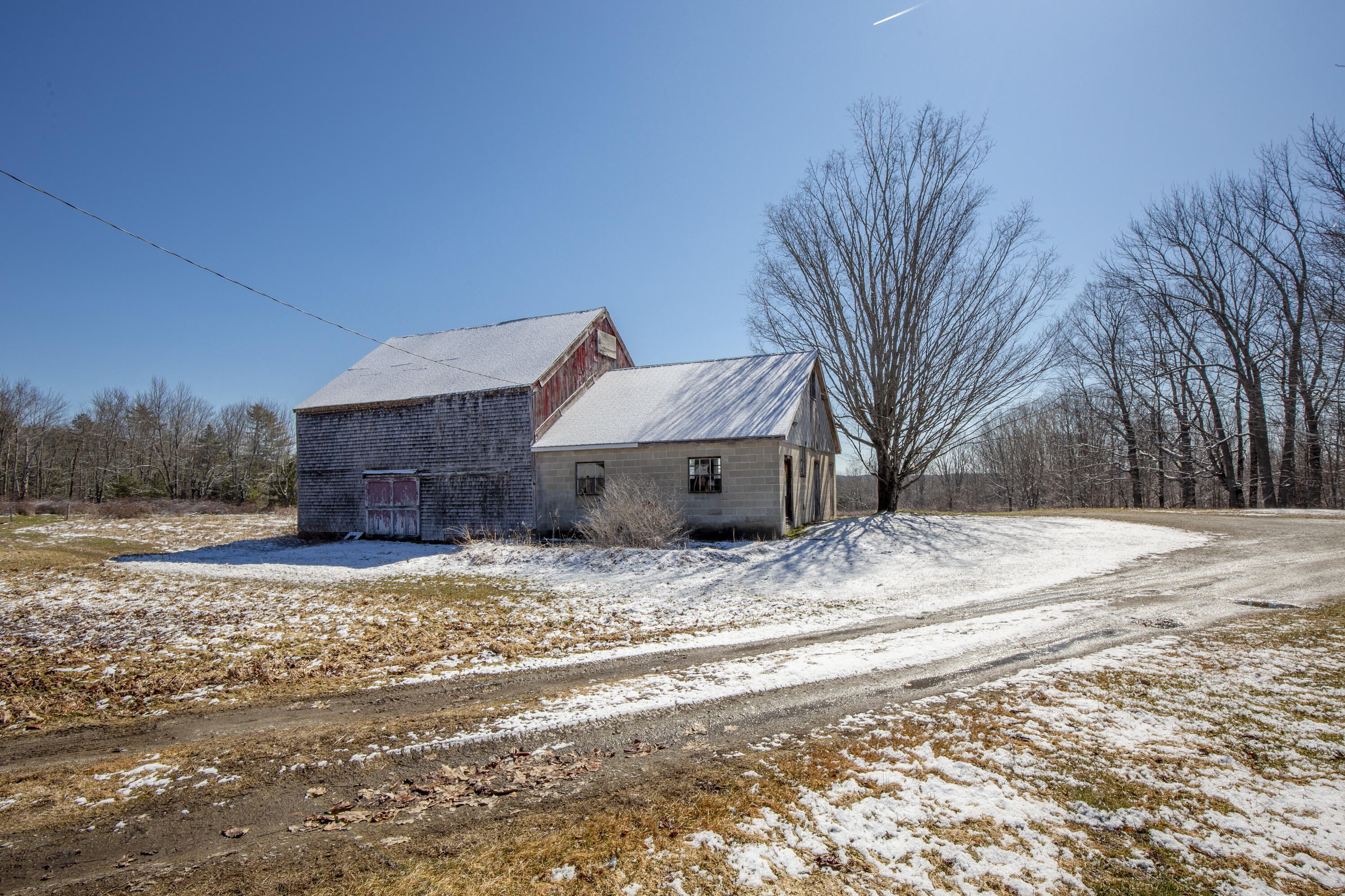 main property photo 8