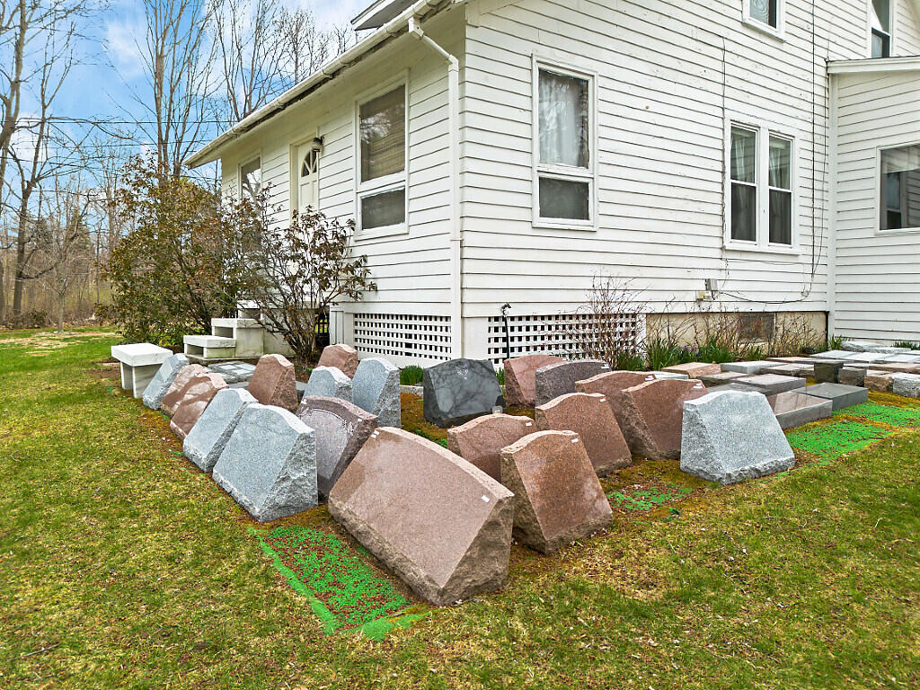 main property photo 47