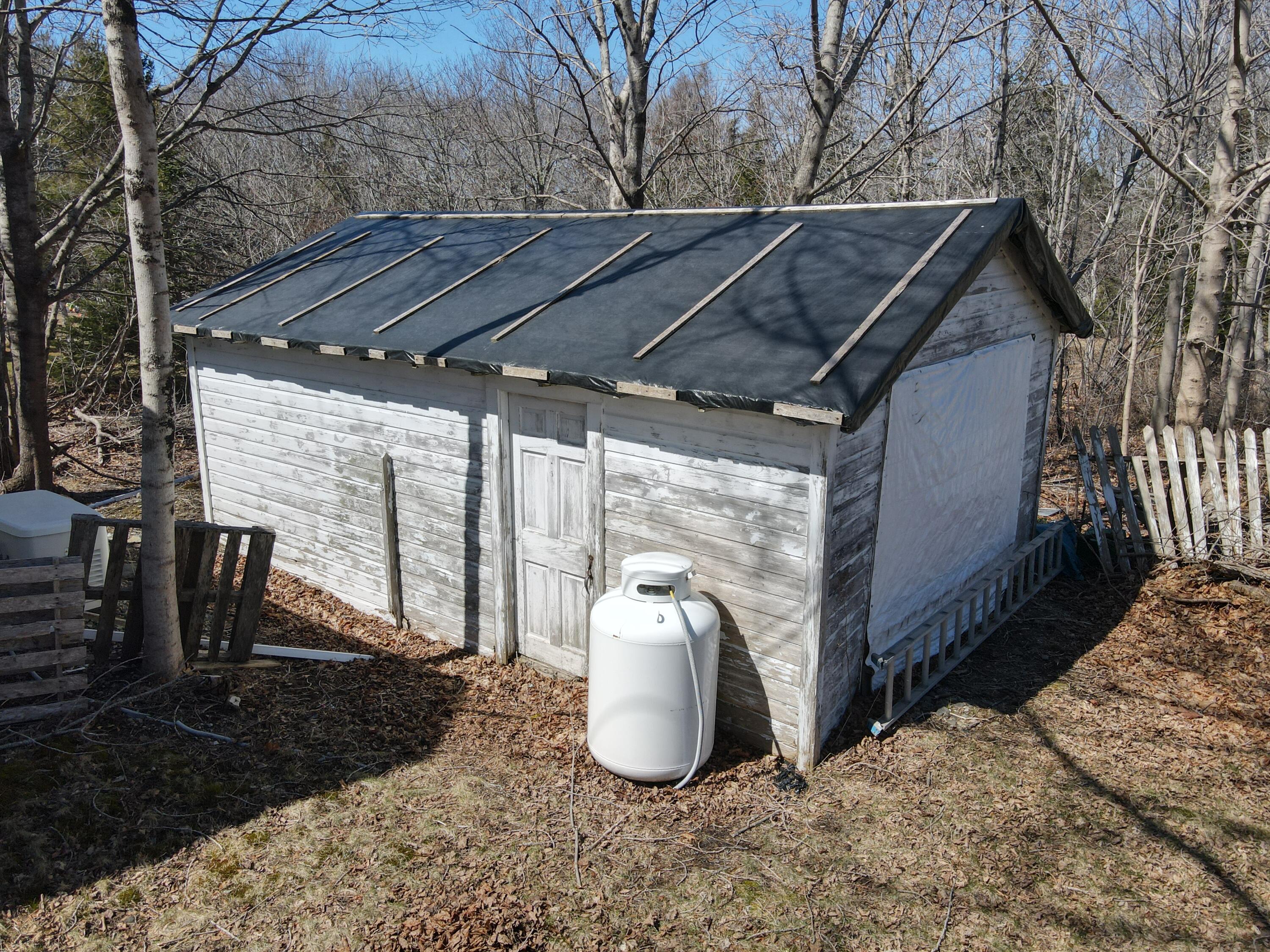 main property photo 46
