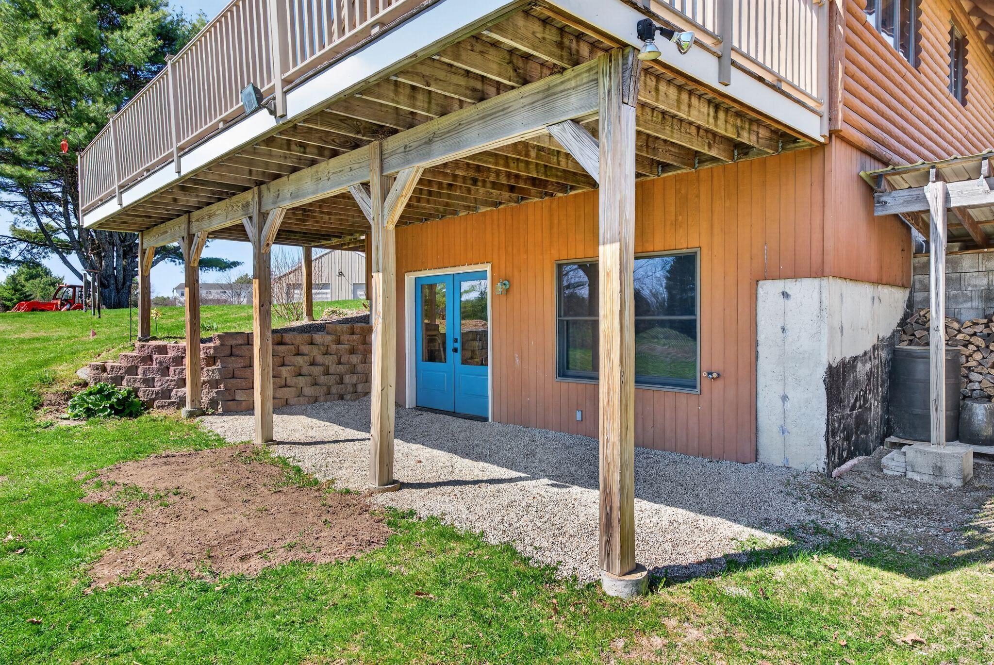 main property photo 29