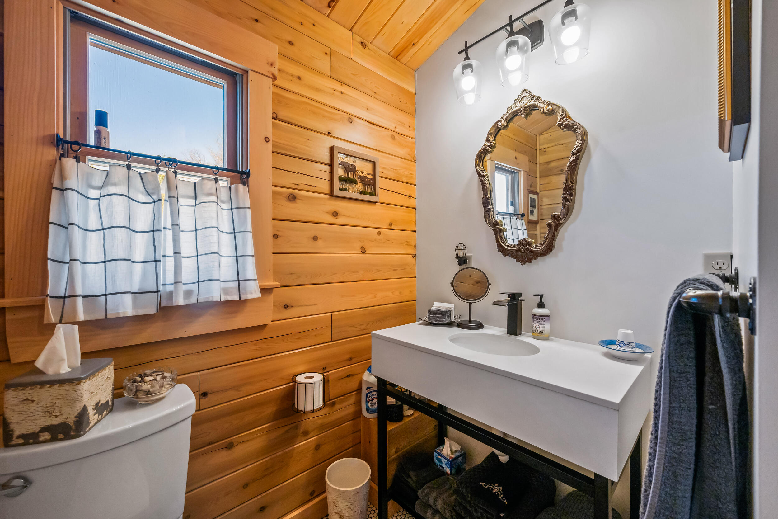 main property photo 94