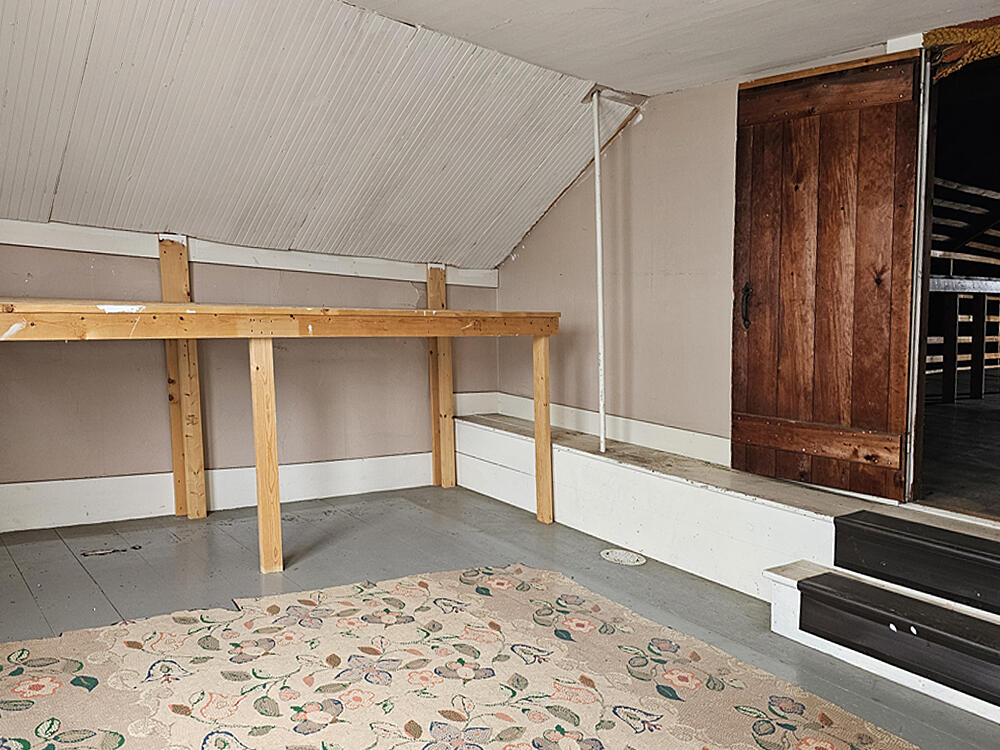main property photo 98