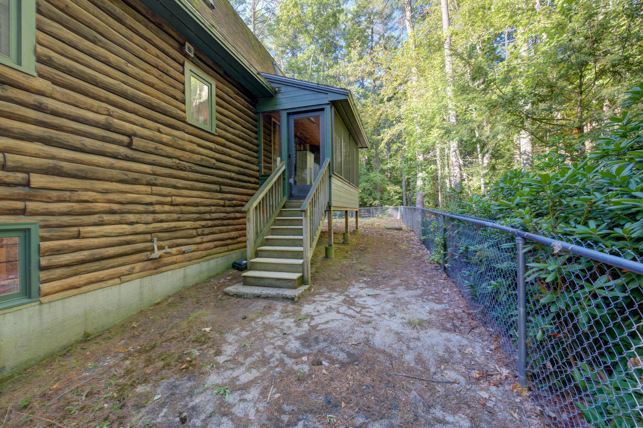 main property photo 41