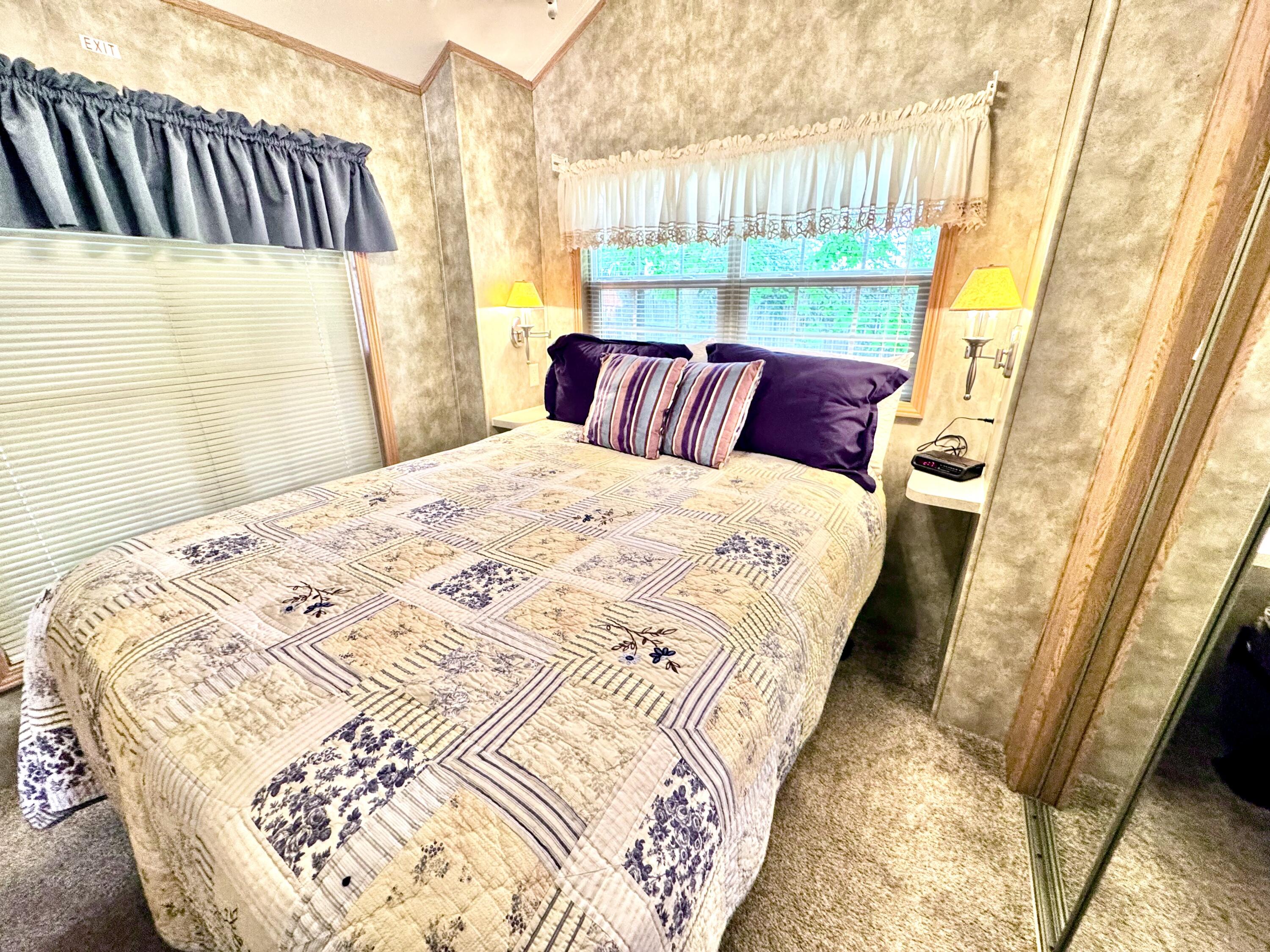 main property photo 29