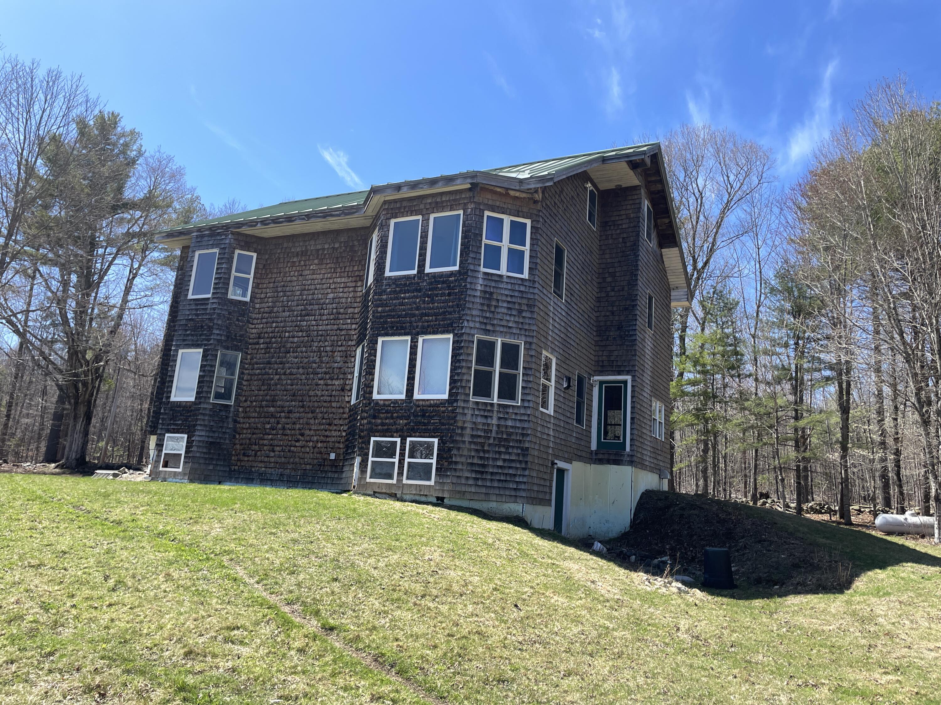 main property photo 32