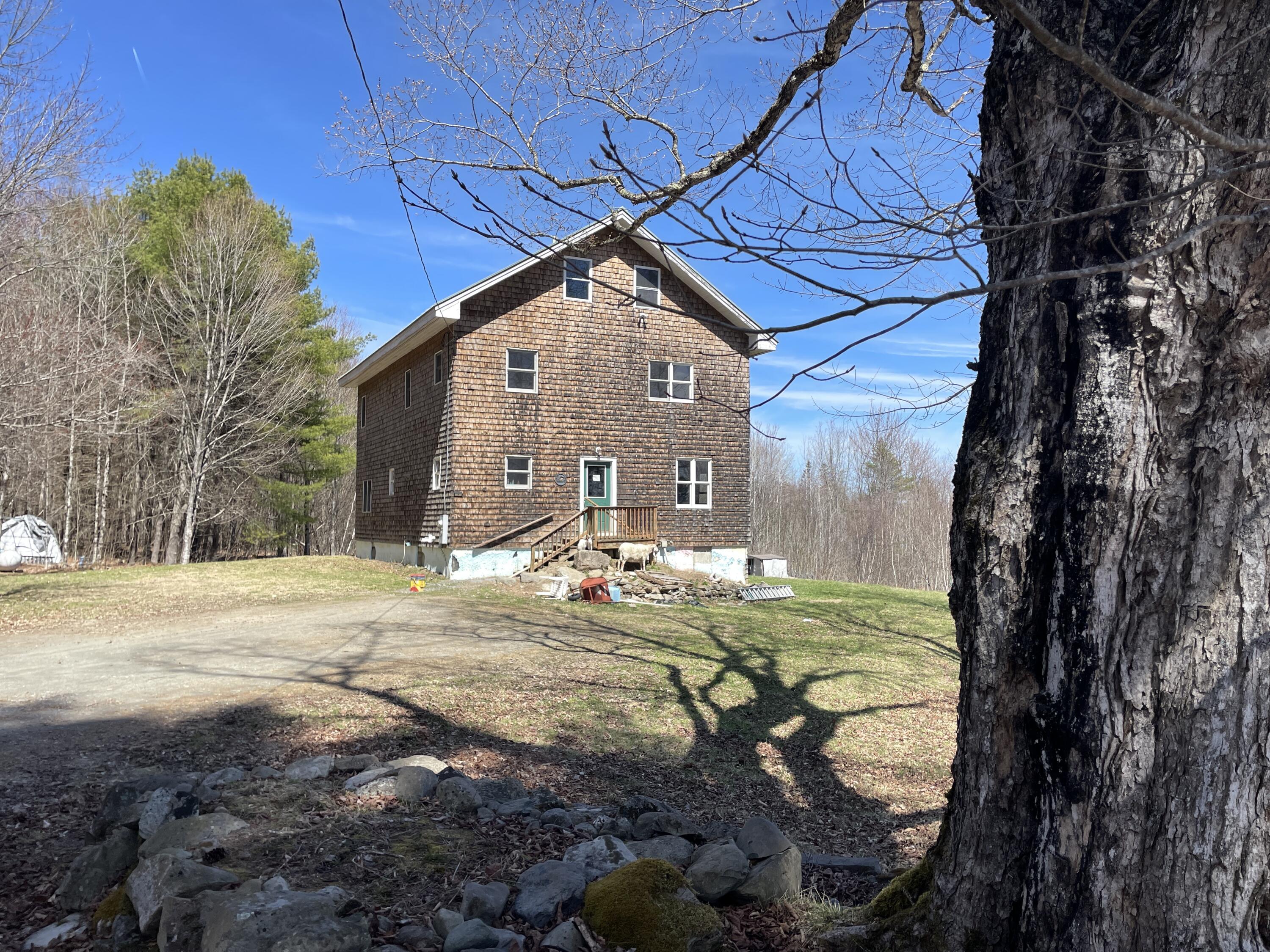 main property photo 33
