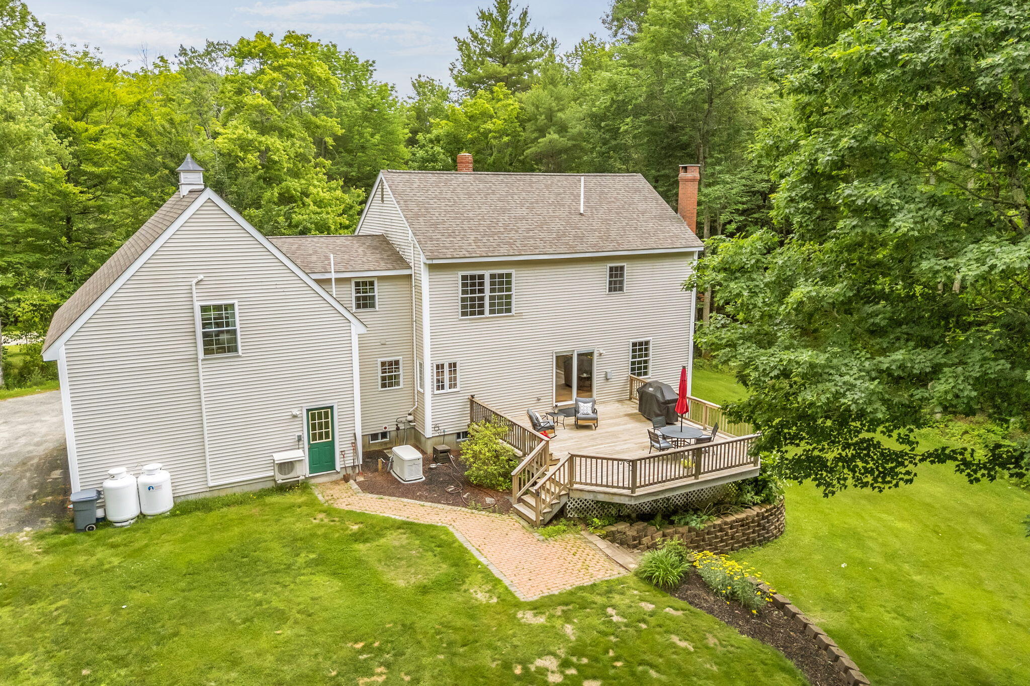 main property photo 41