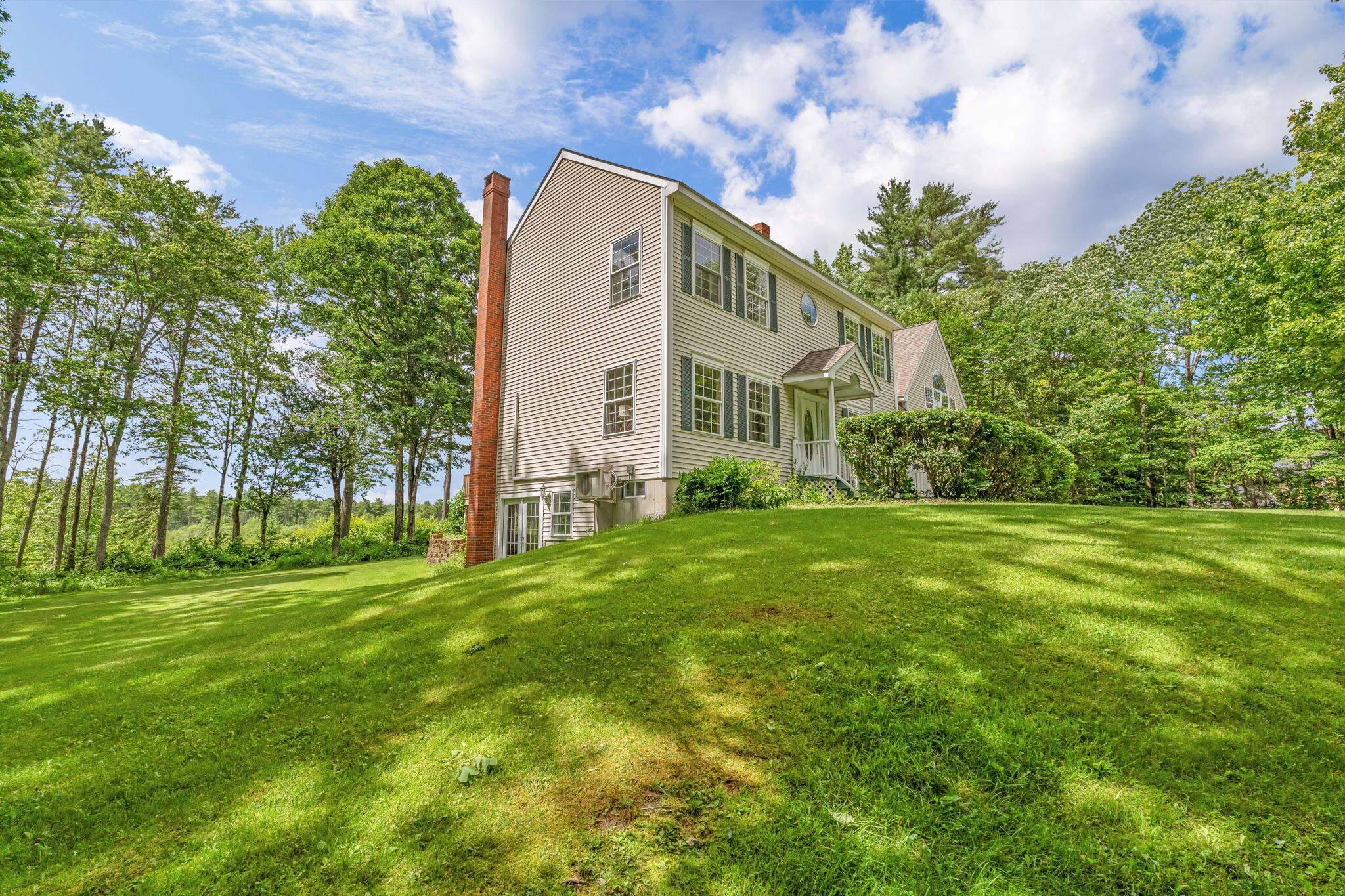 main property photo 50
