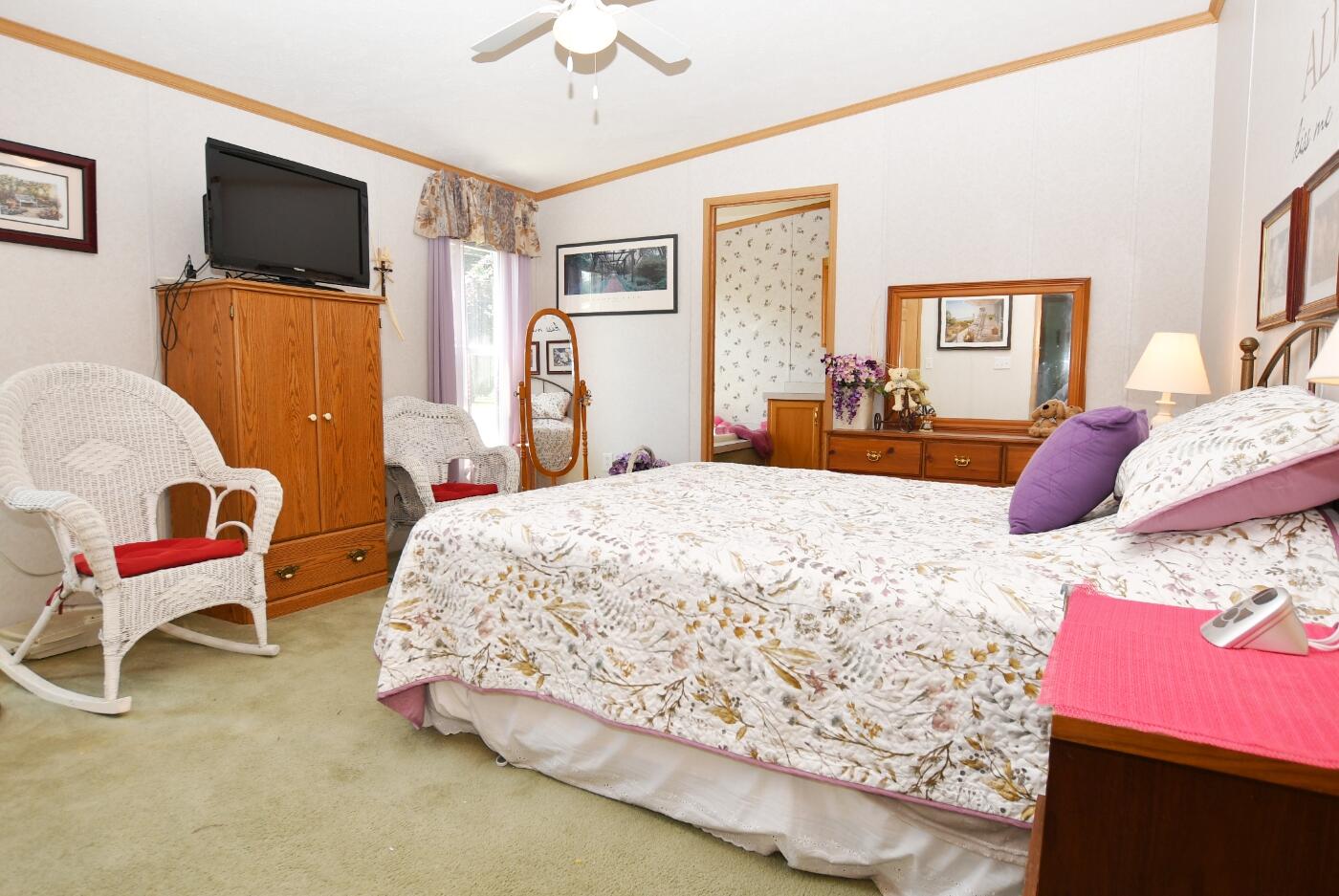 main property photo 44
