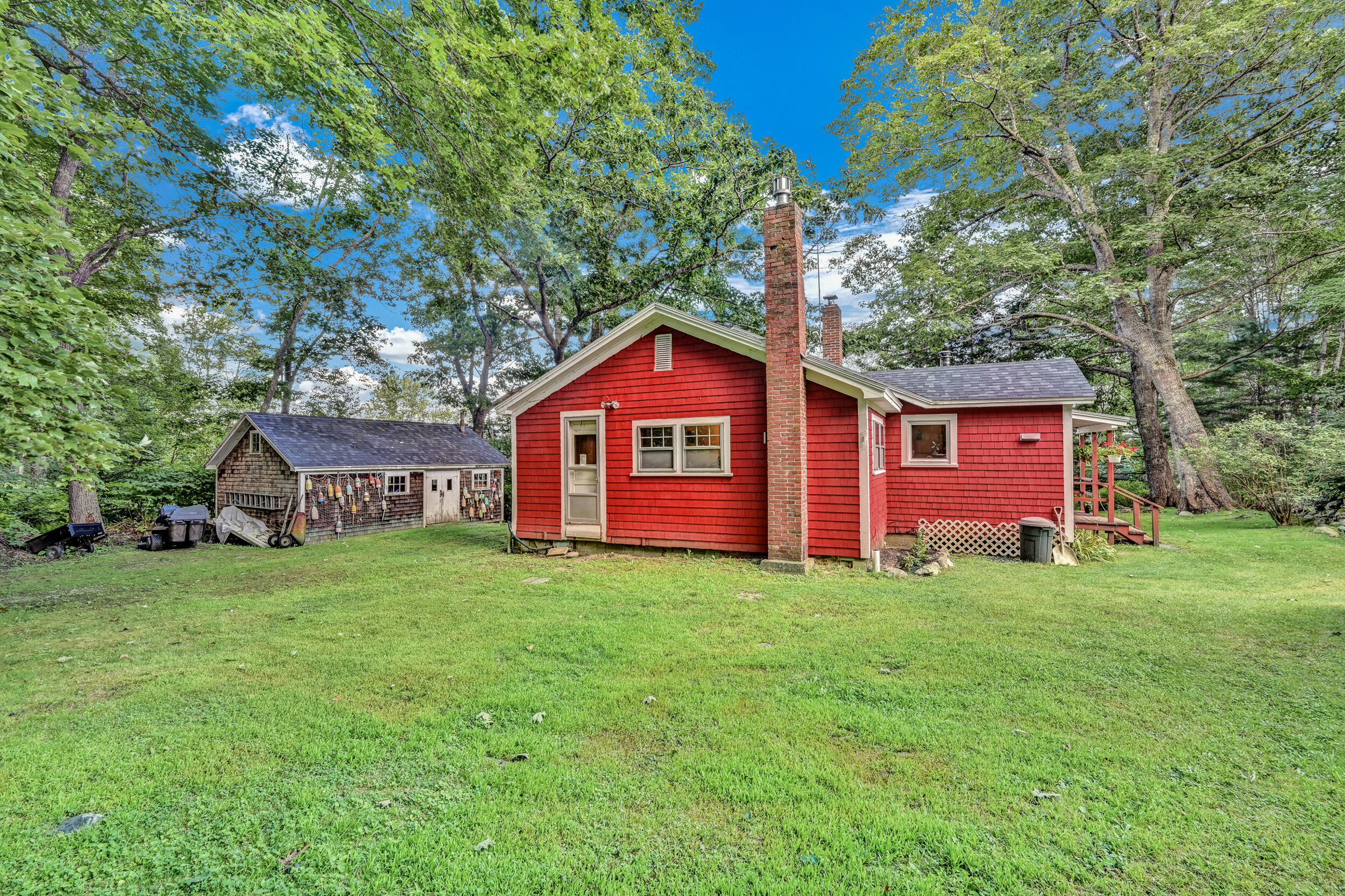 main property photo 14