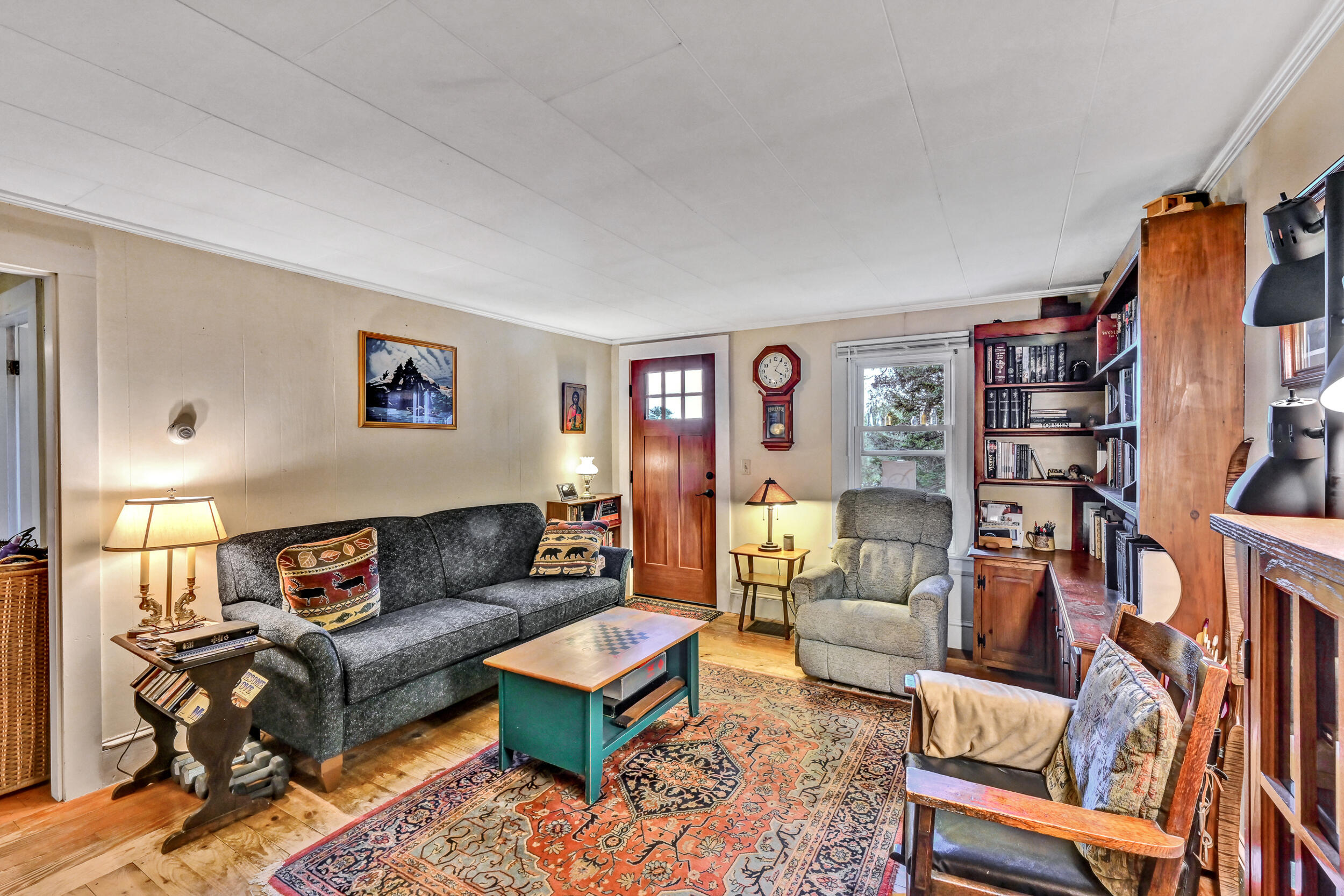 main property photo 20