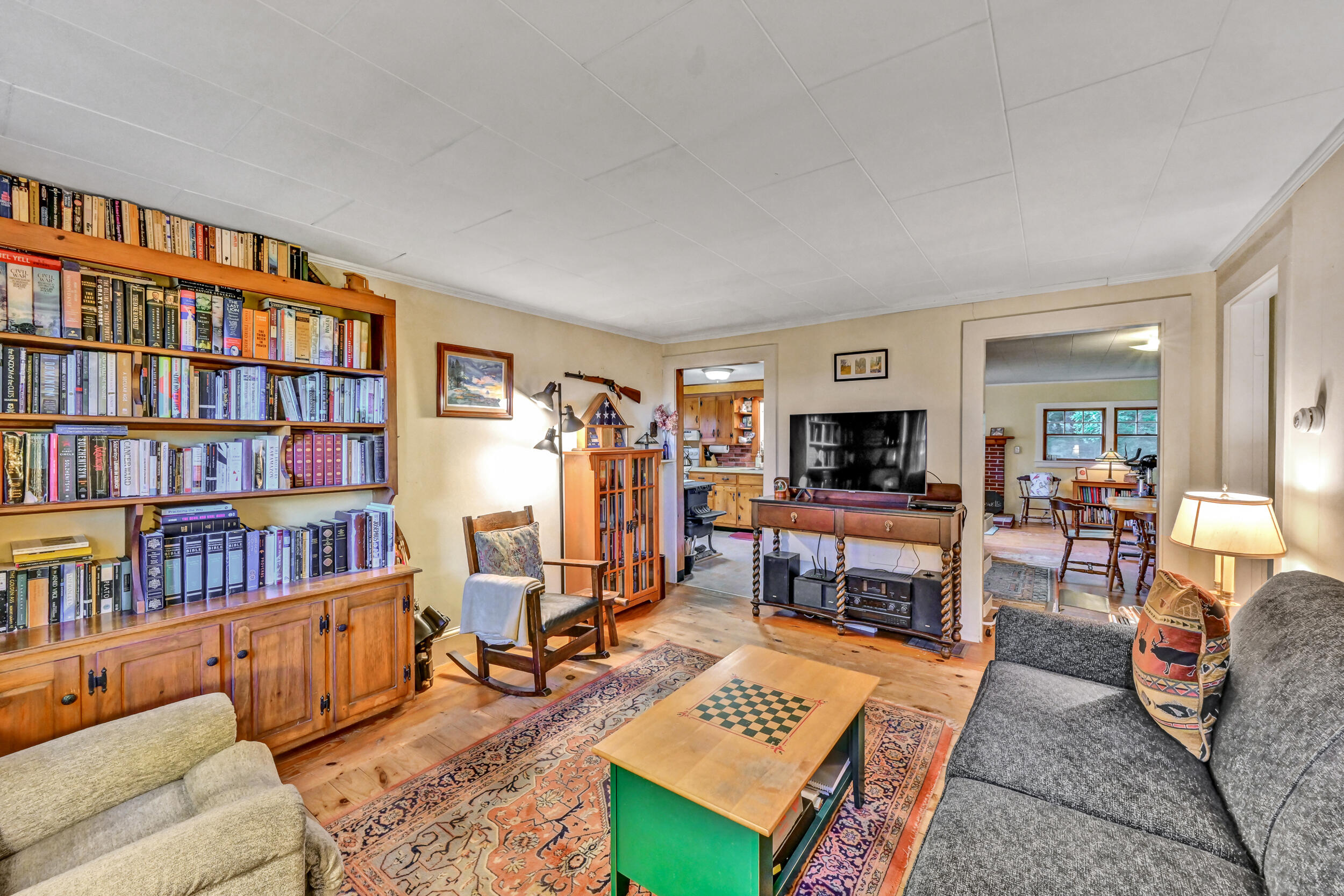 main property photo 22