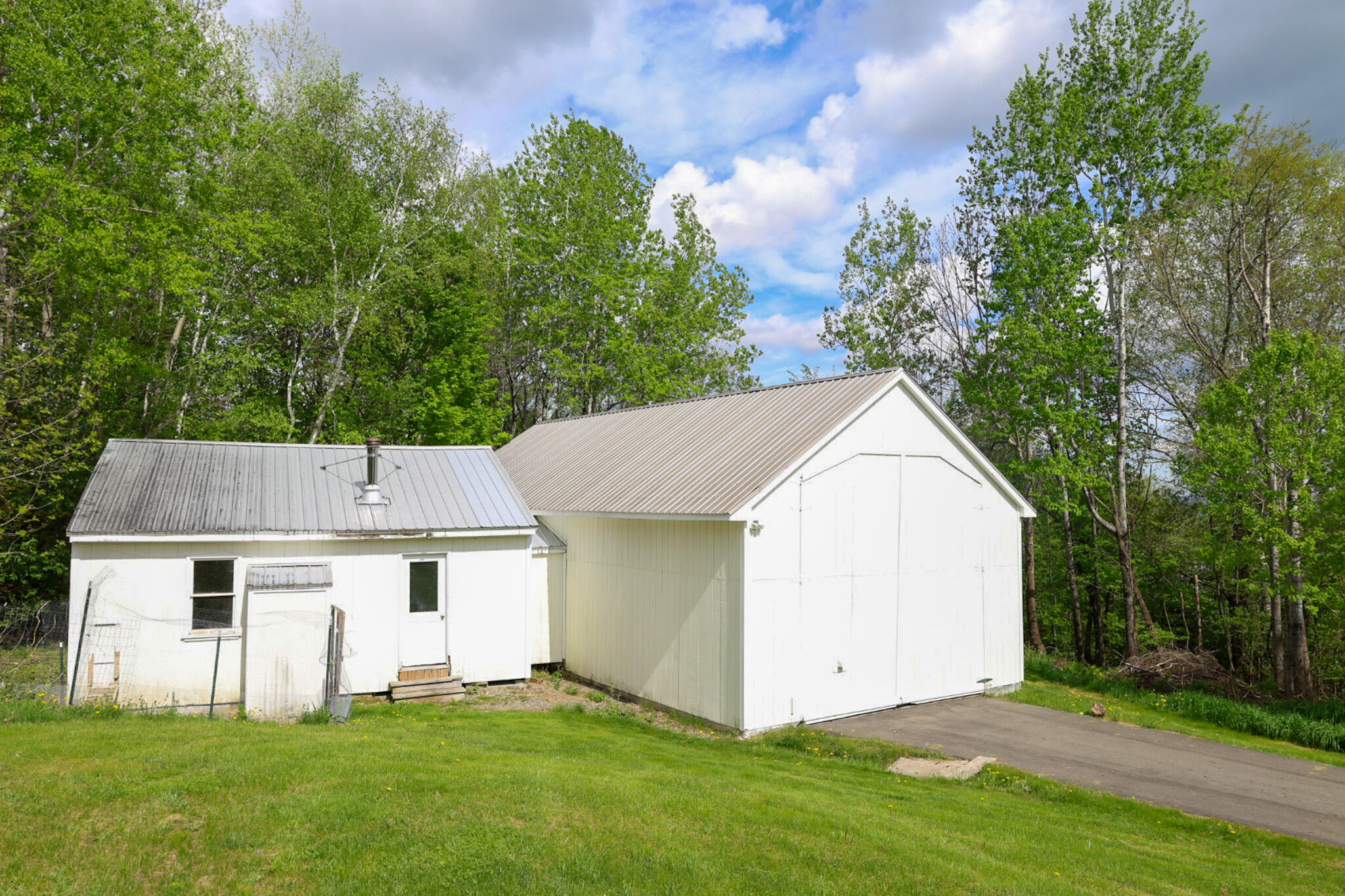 main property photo 97