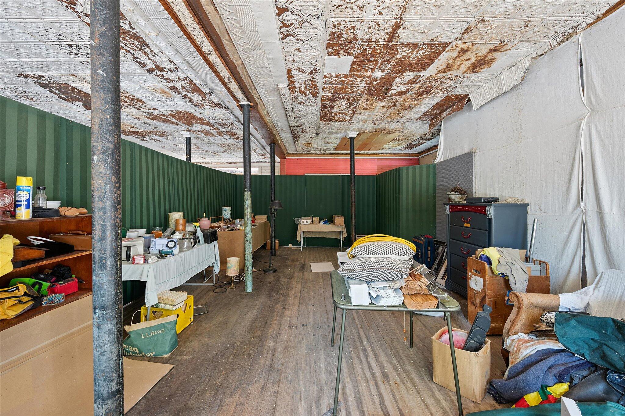 main property photo 51