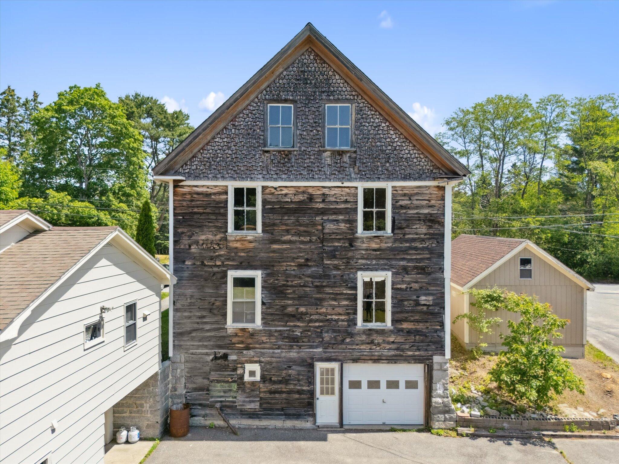 main property photo 60