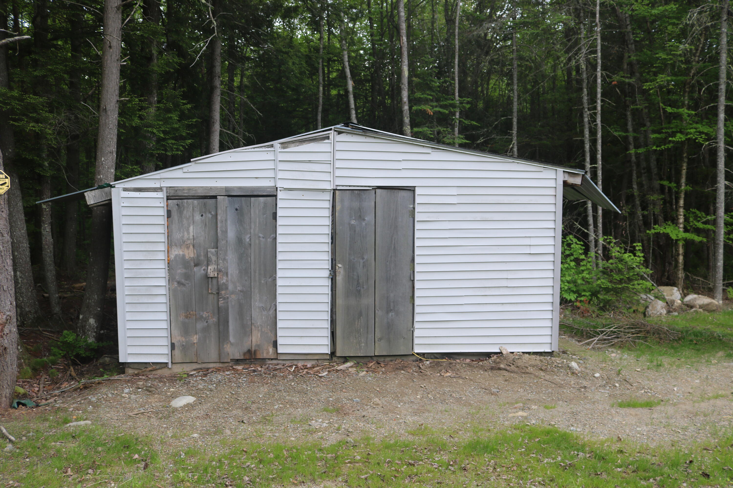 main property photo 33
