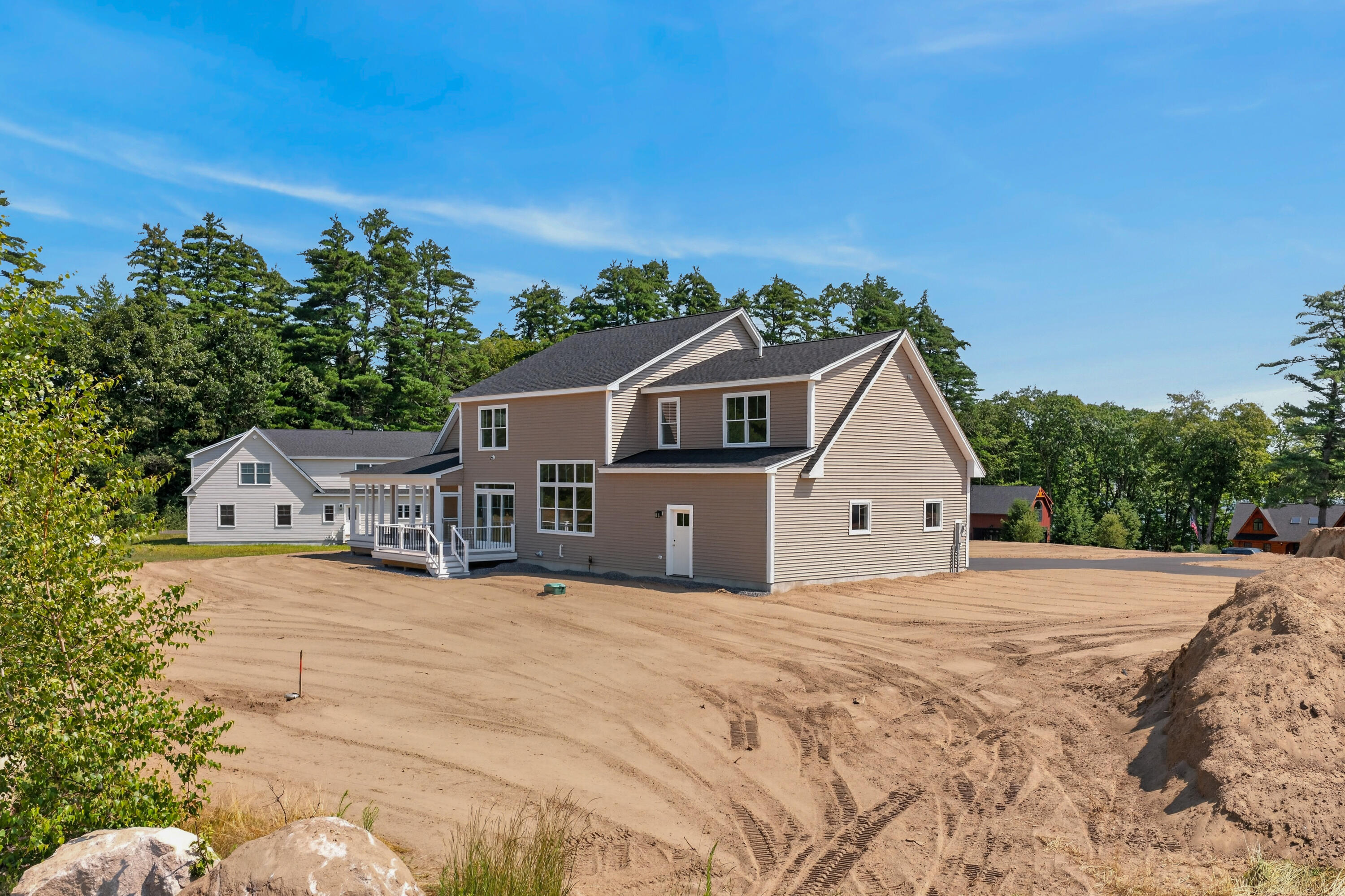main property photo 35