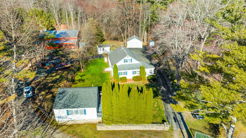 main property photo 32