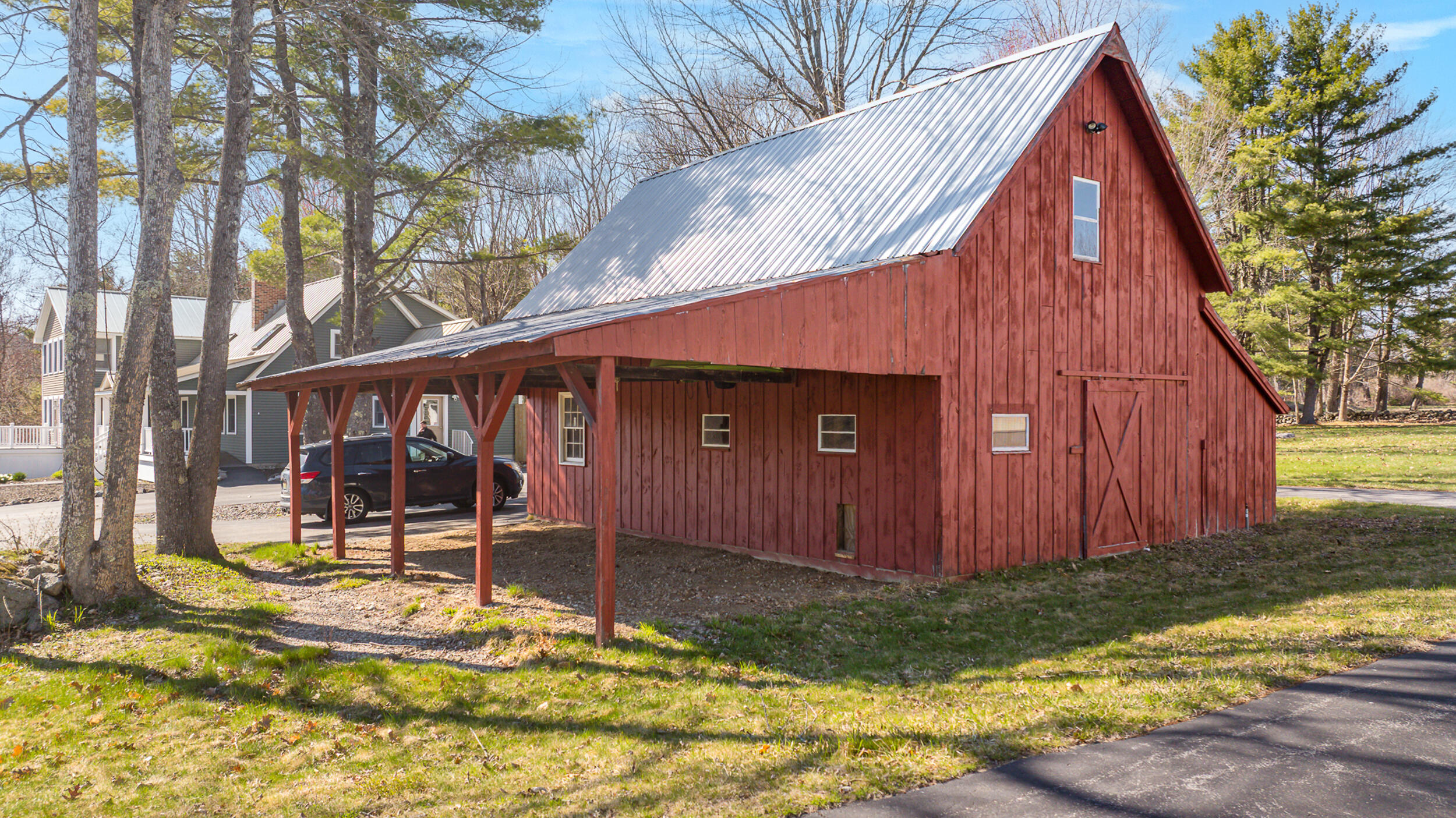 main property photo 41