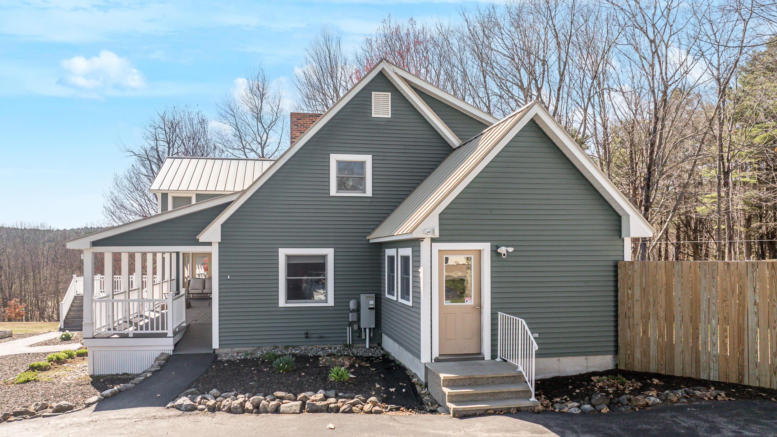 main property photo 45