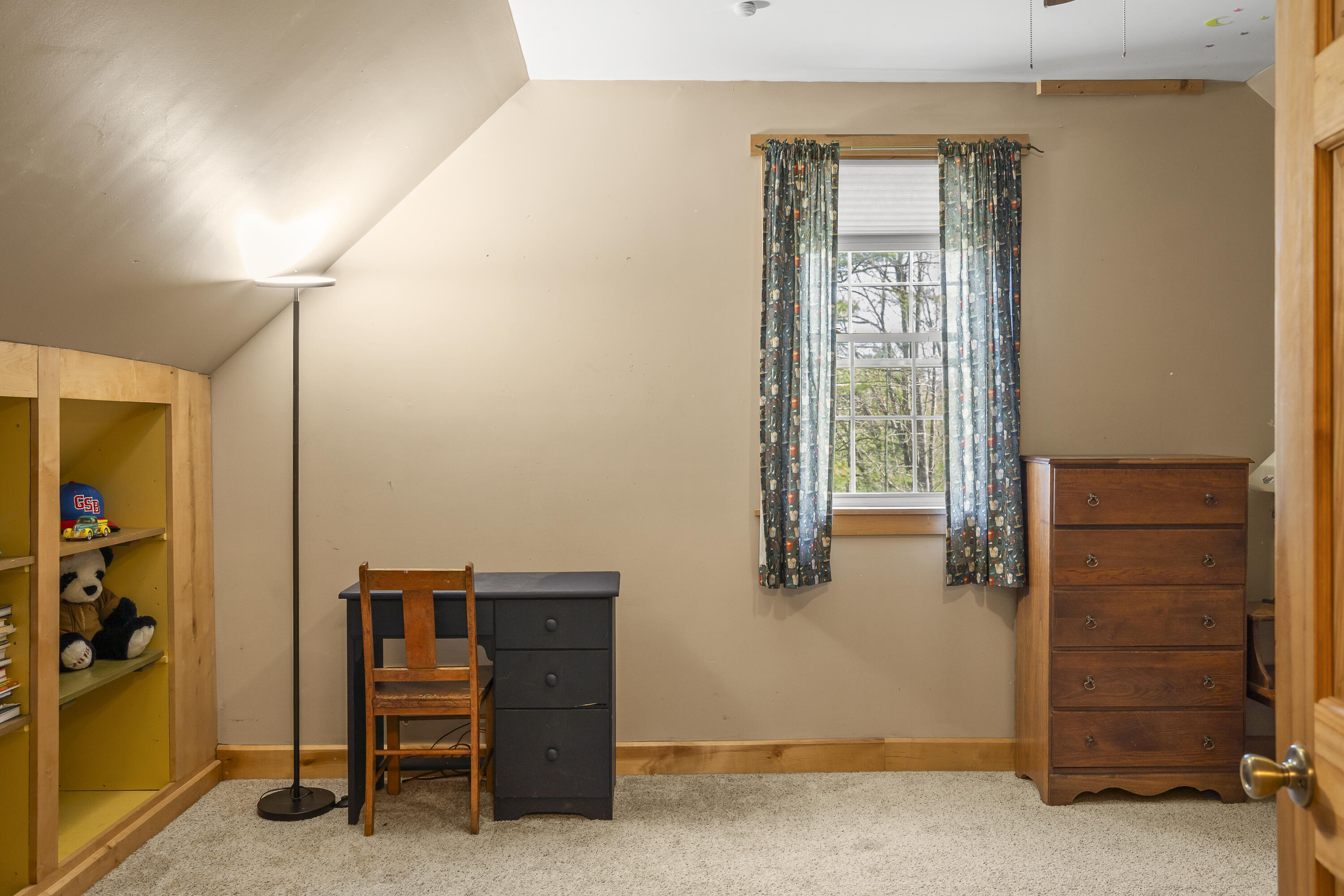main property photo 41