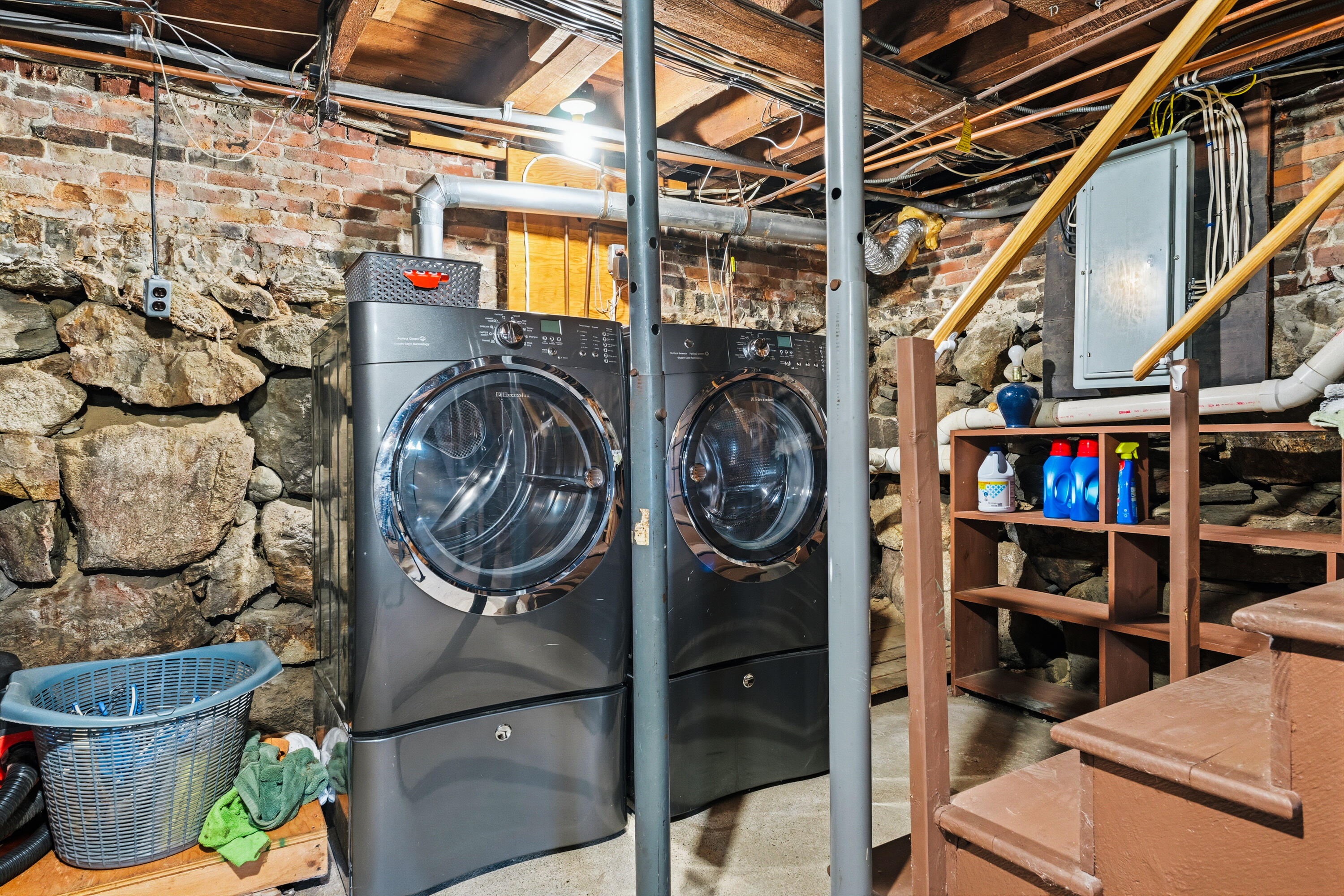 main property photo 49