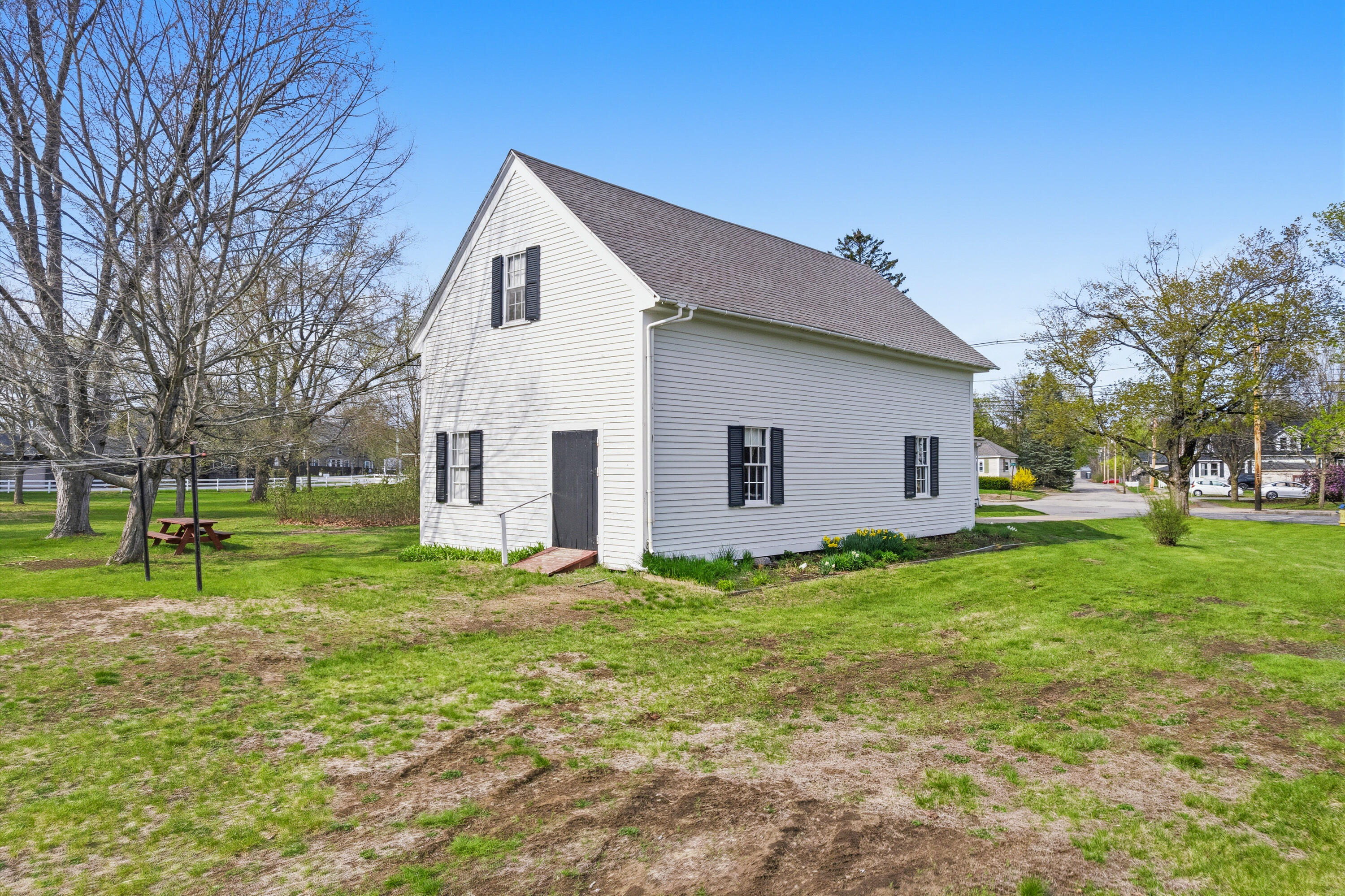 main property photo 68