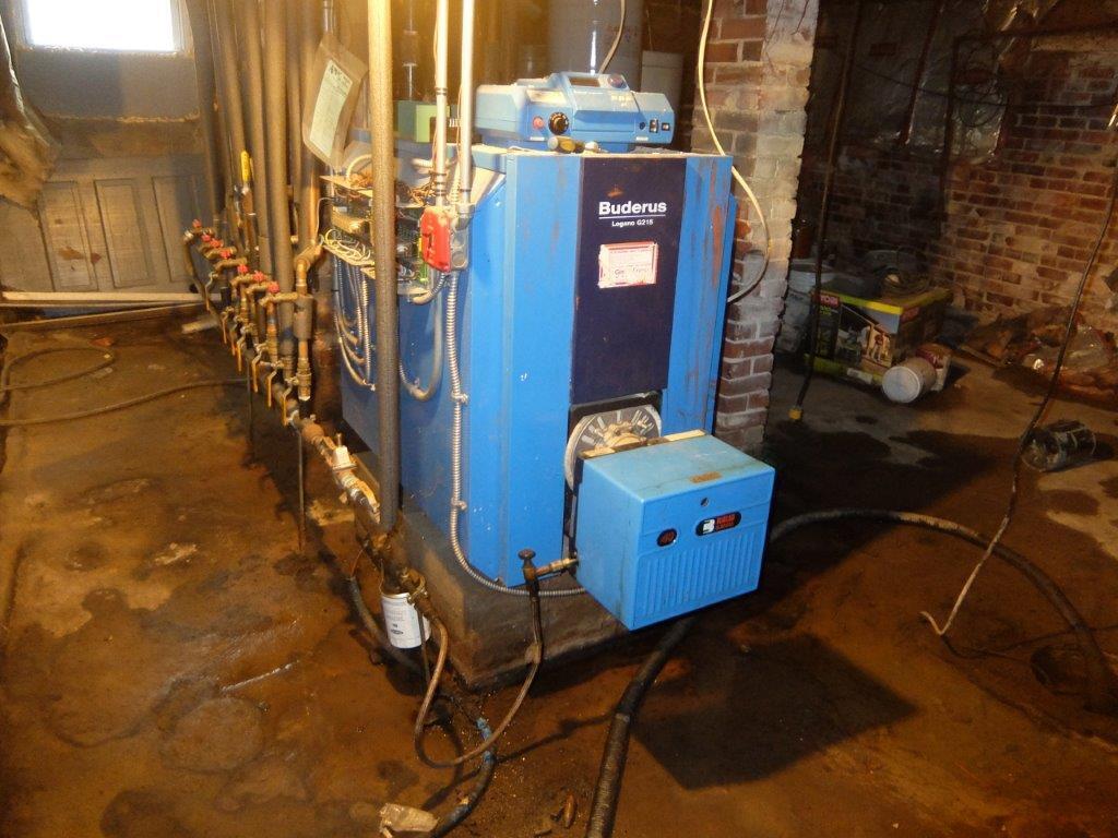 main property photo 25