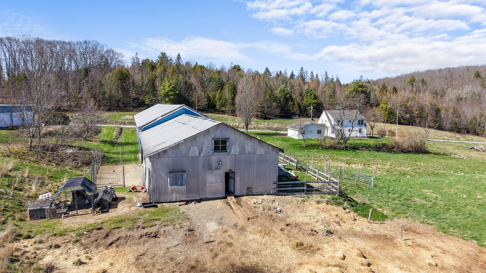 main property photo 12