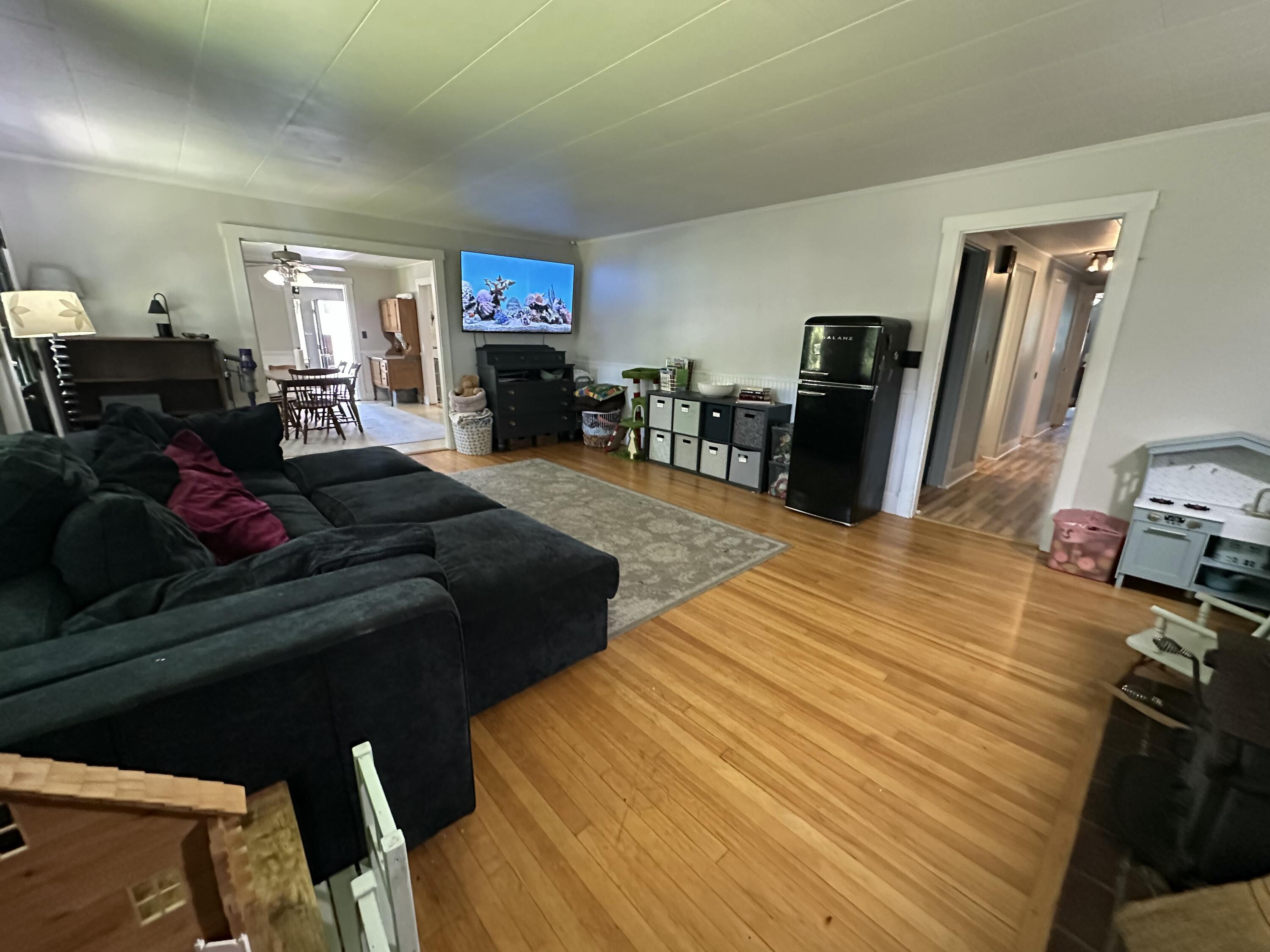 main property photo 26