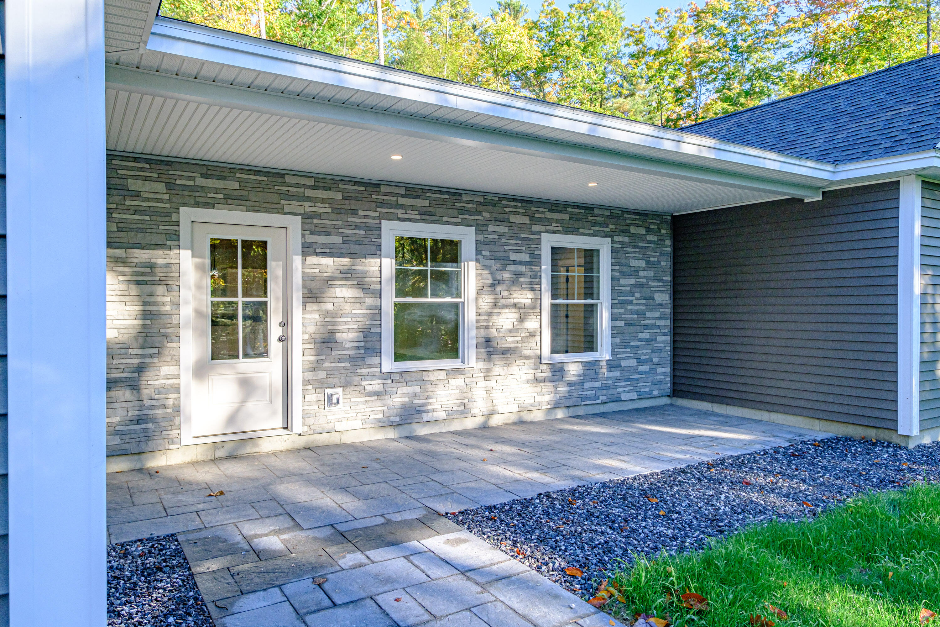 main property photo 77