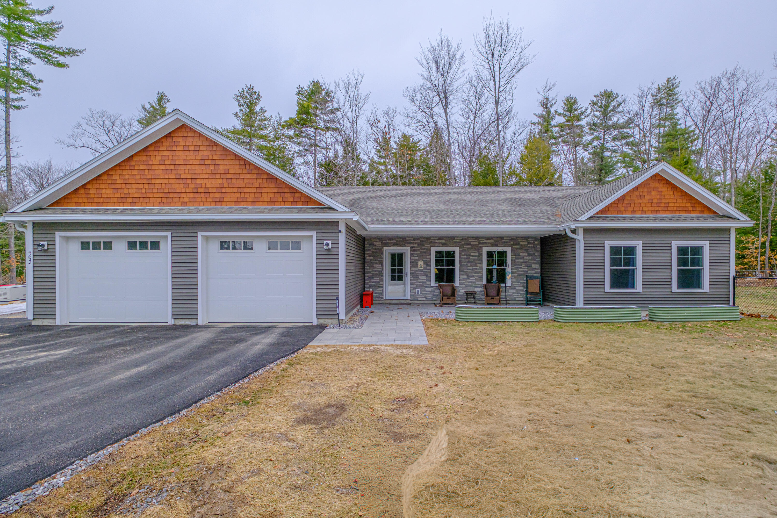 main property photo 78