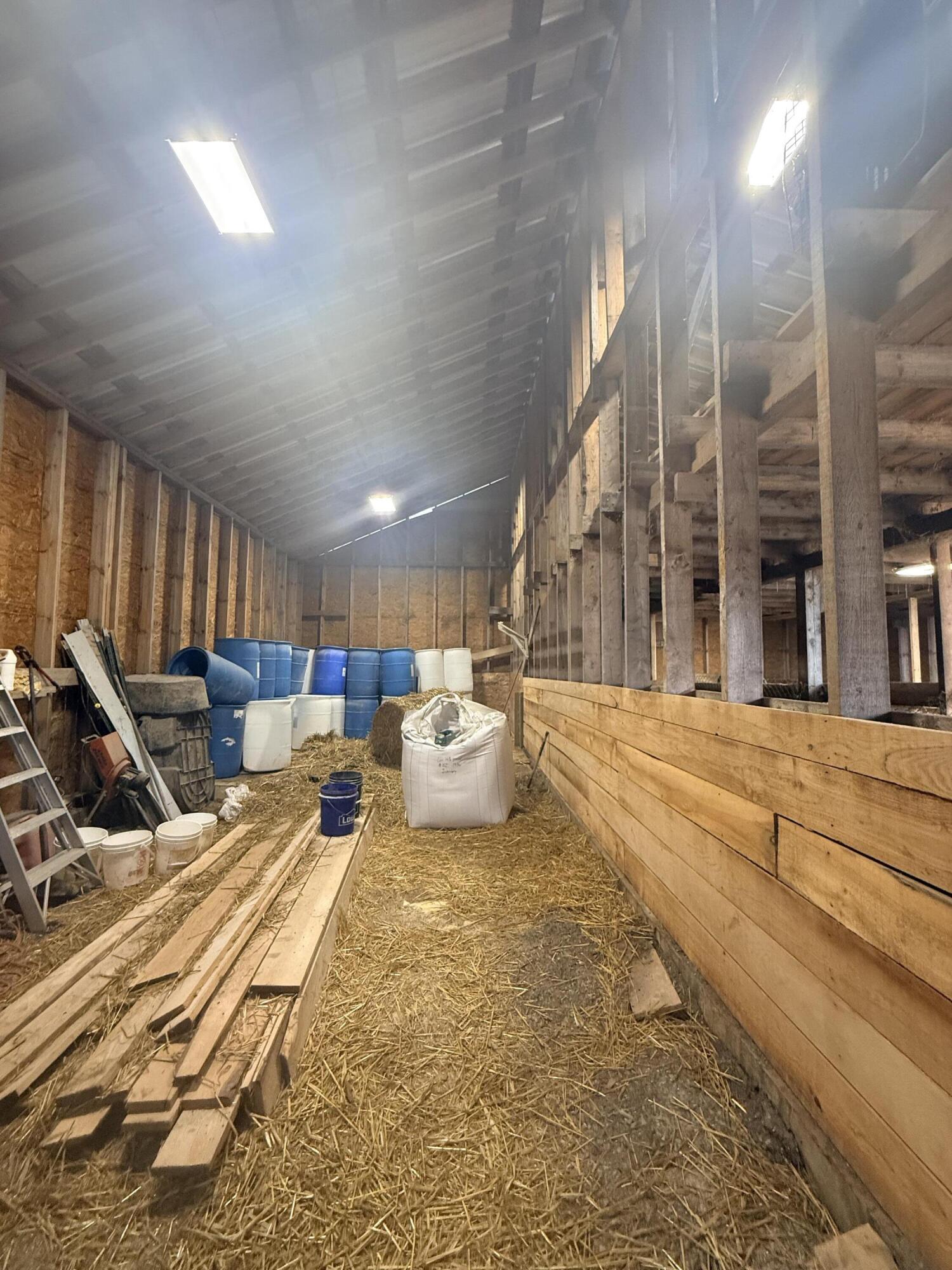 main property photo 59