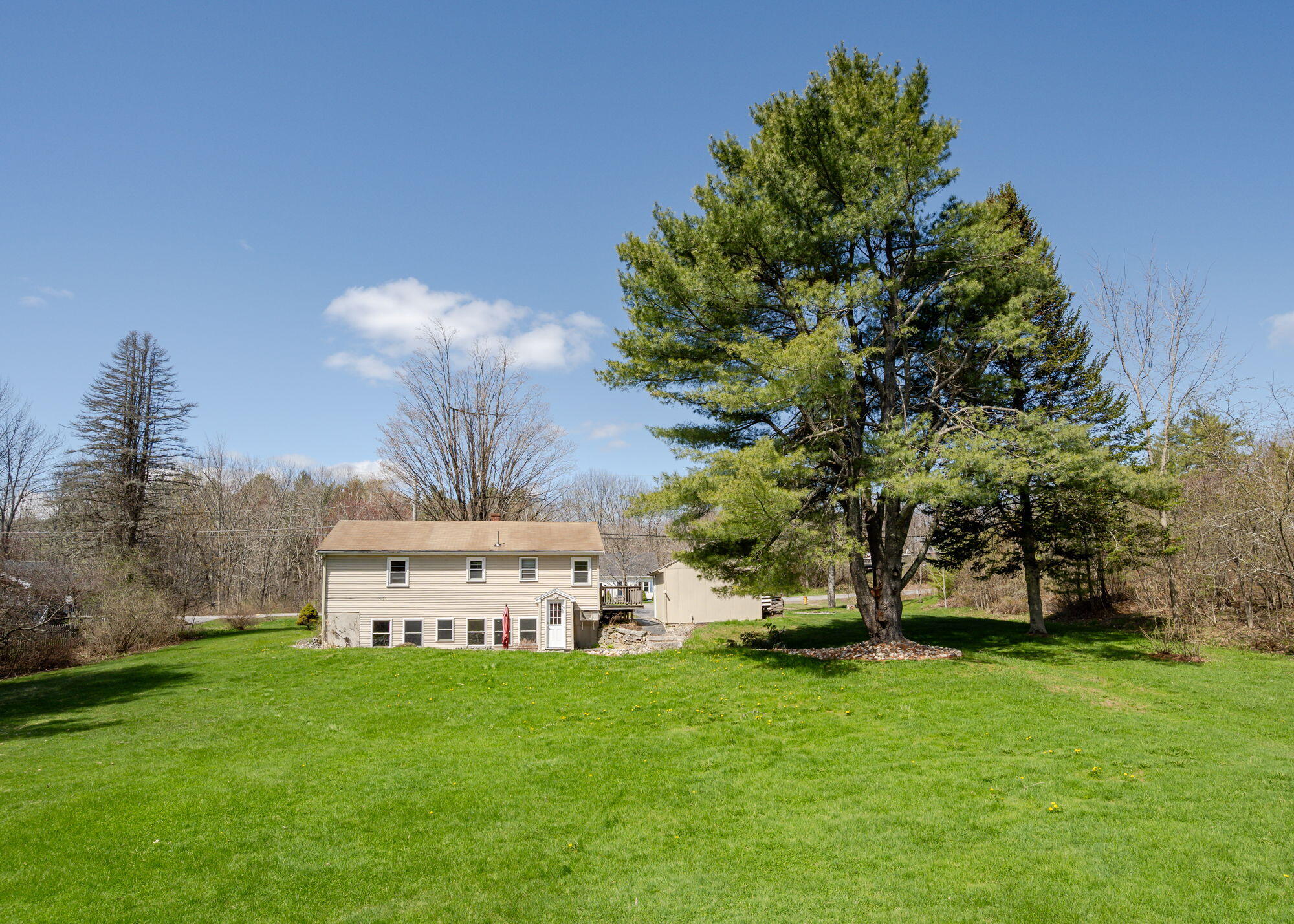 main property photo 34