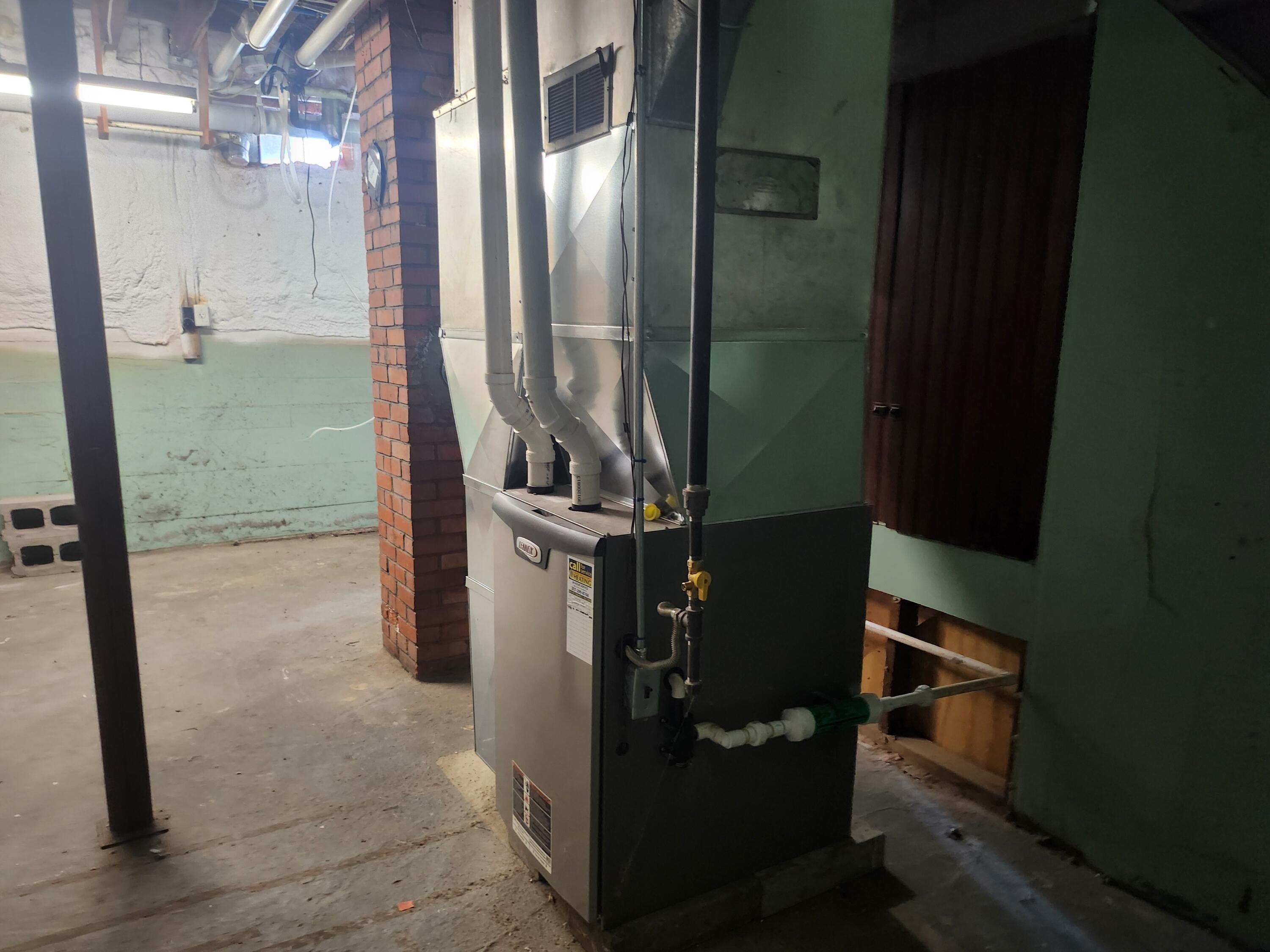 main property photo 33