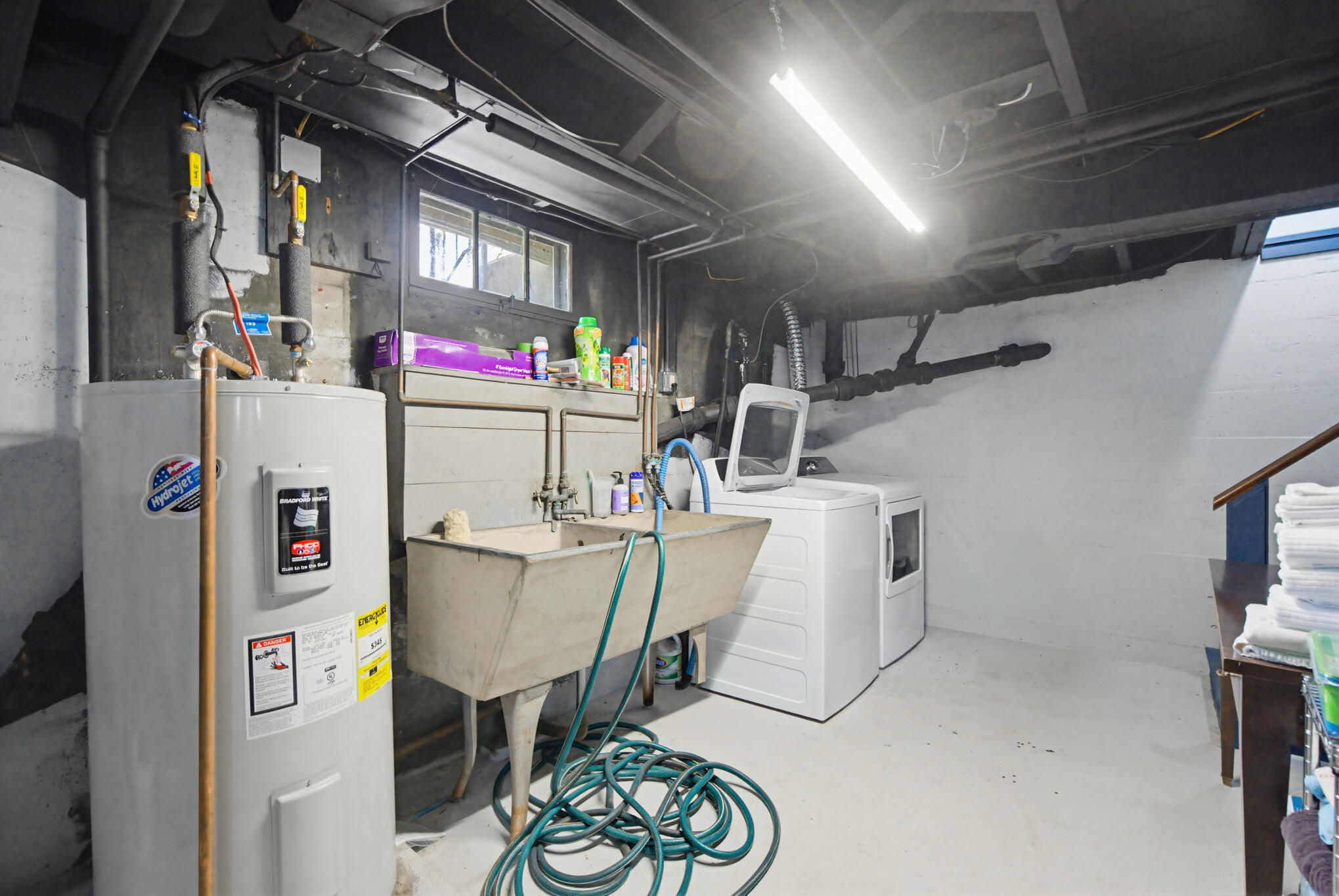 main property photo 45