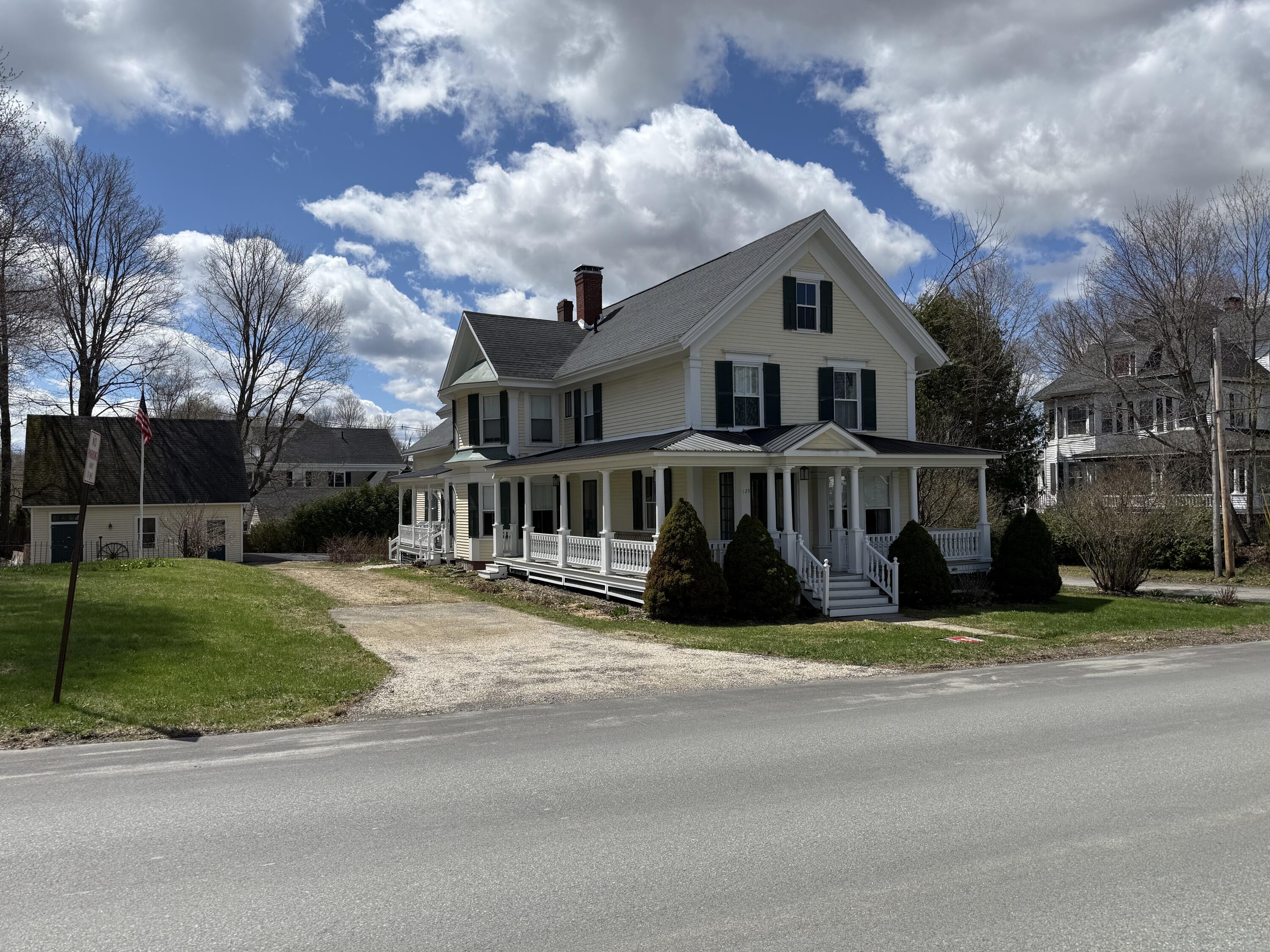 main property photo 3