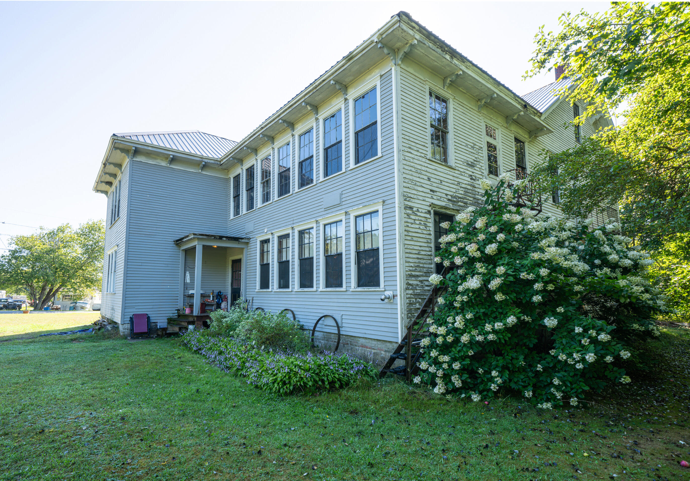 main property photo 59