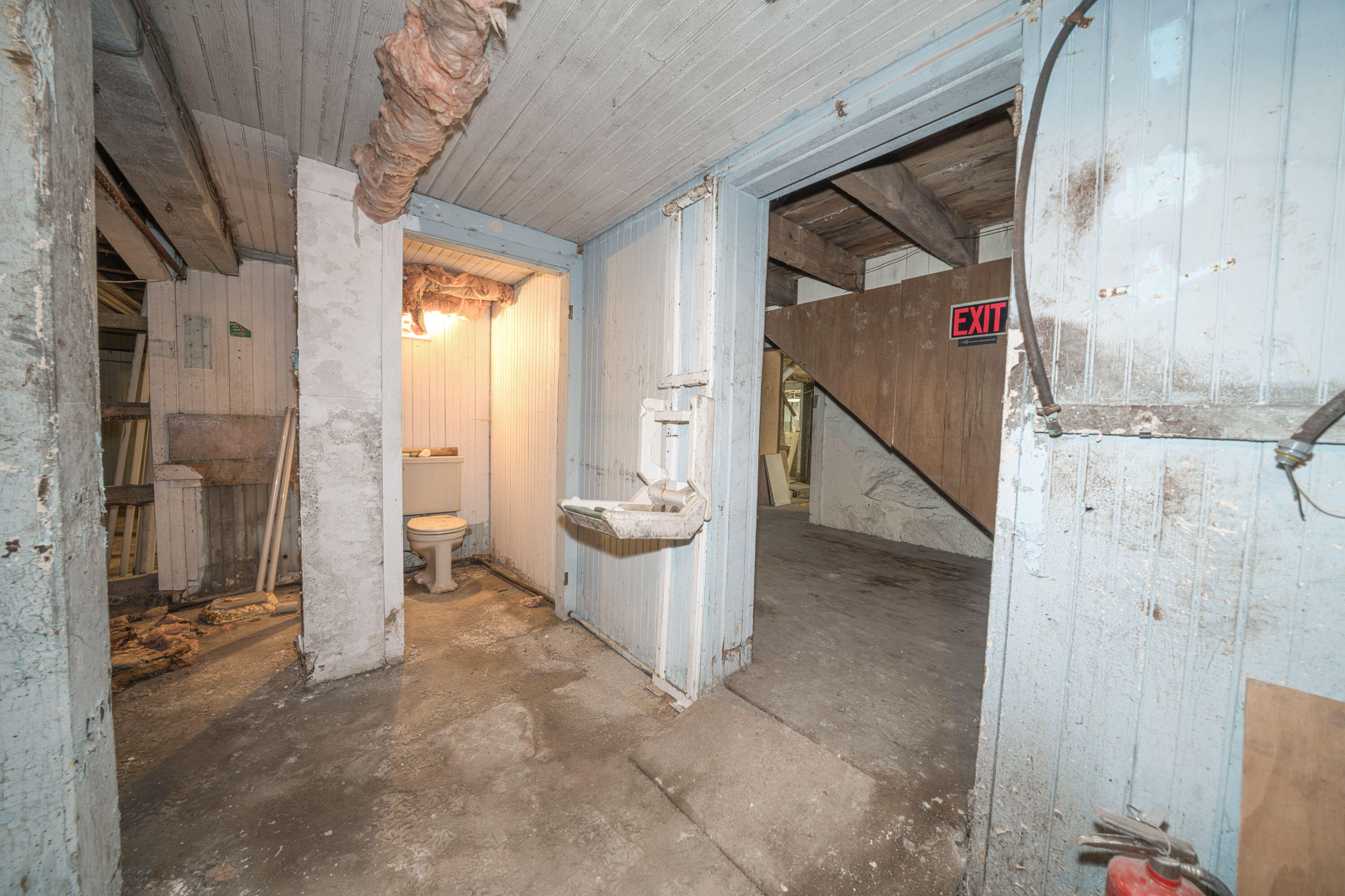 main property photo 71