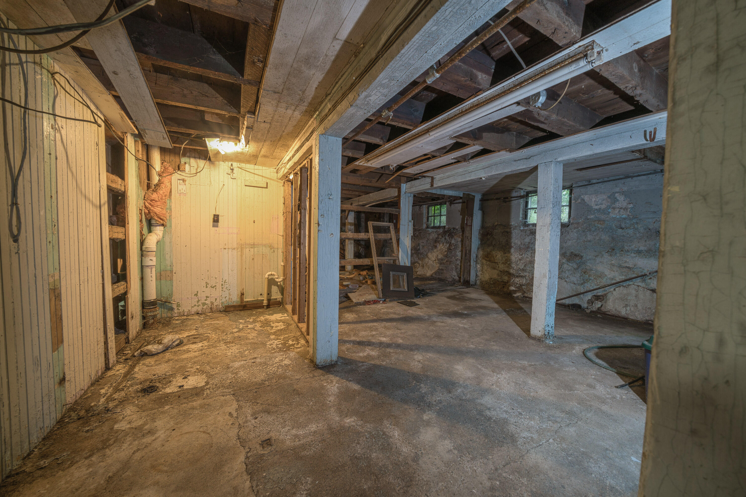 main property photo 75