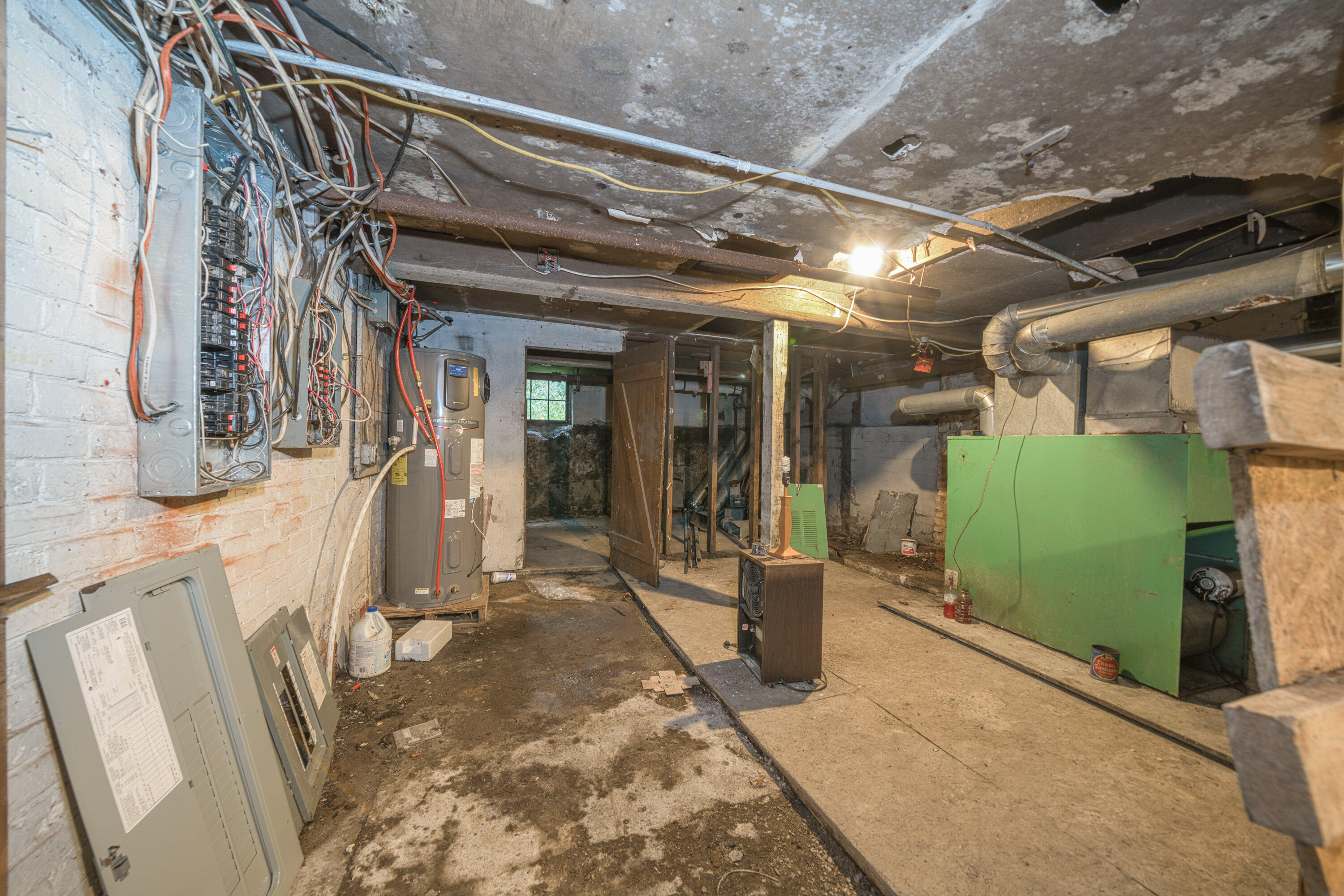 main property photo 77
