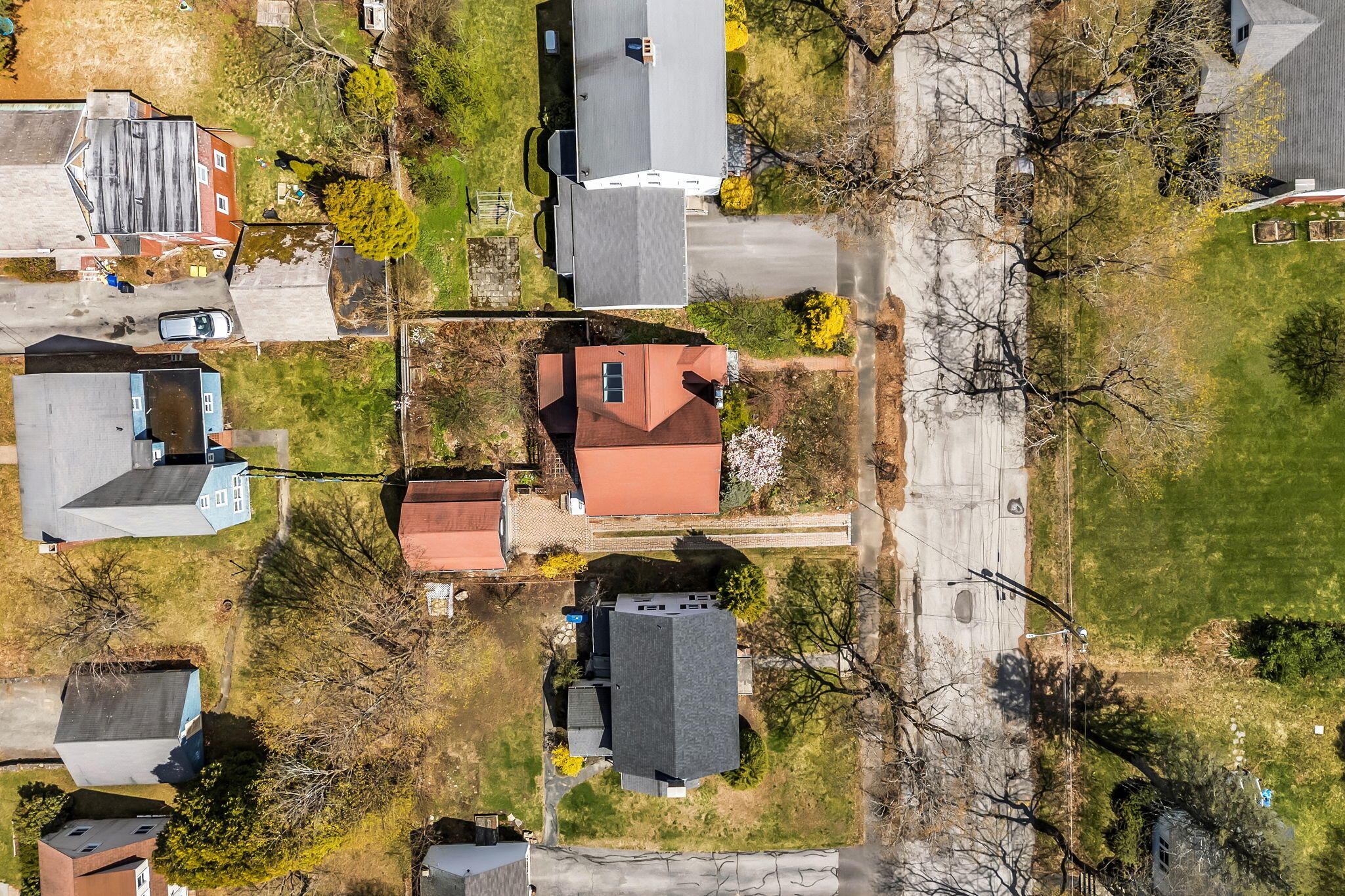 main property photo 50