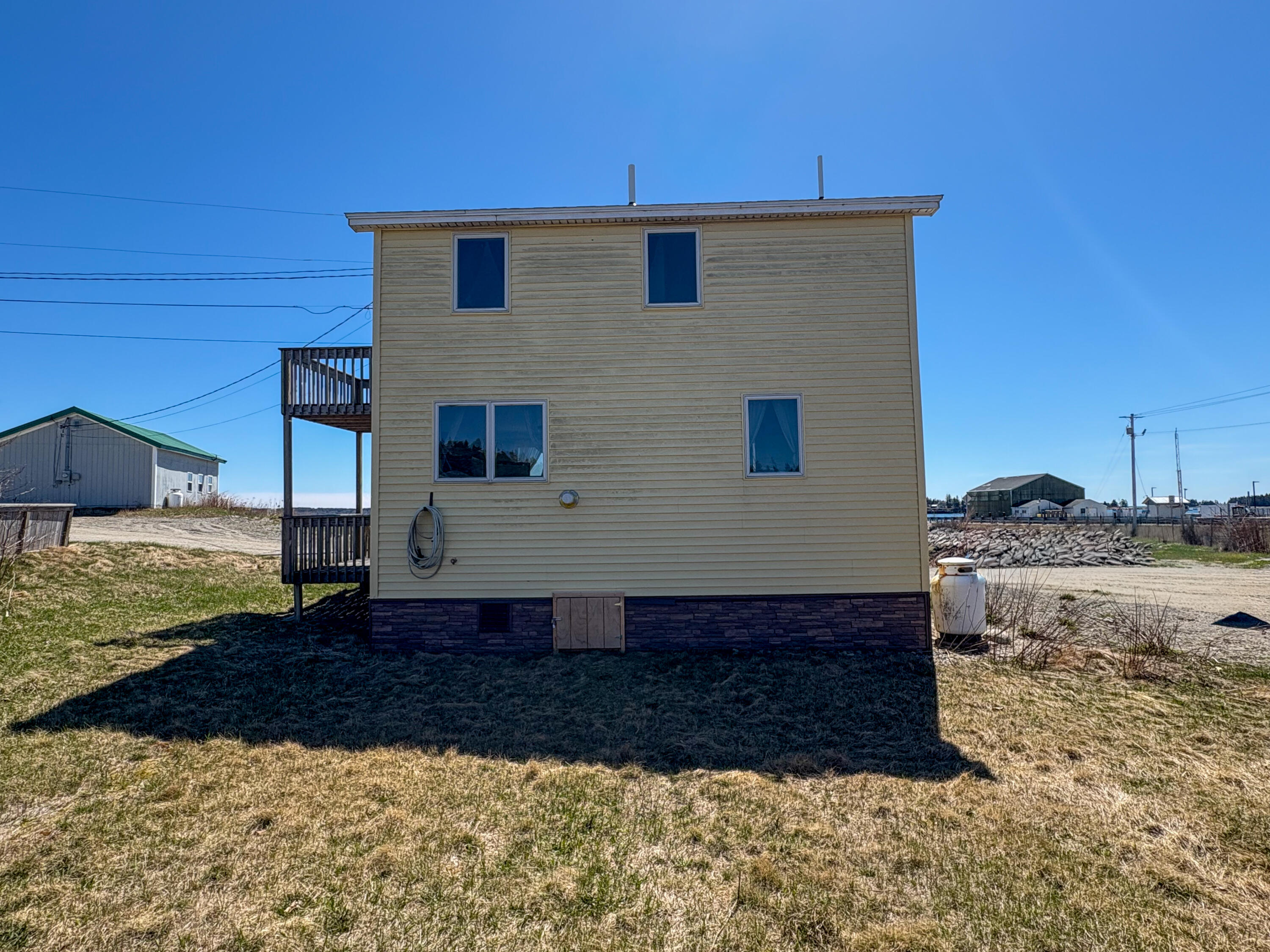 main property photo 35