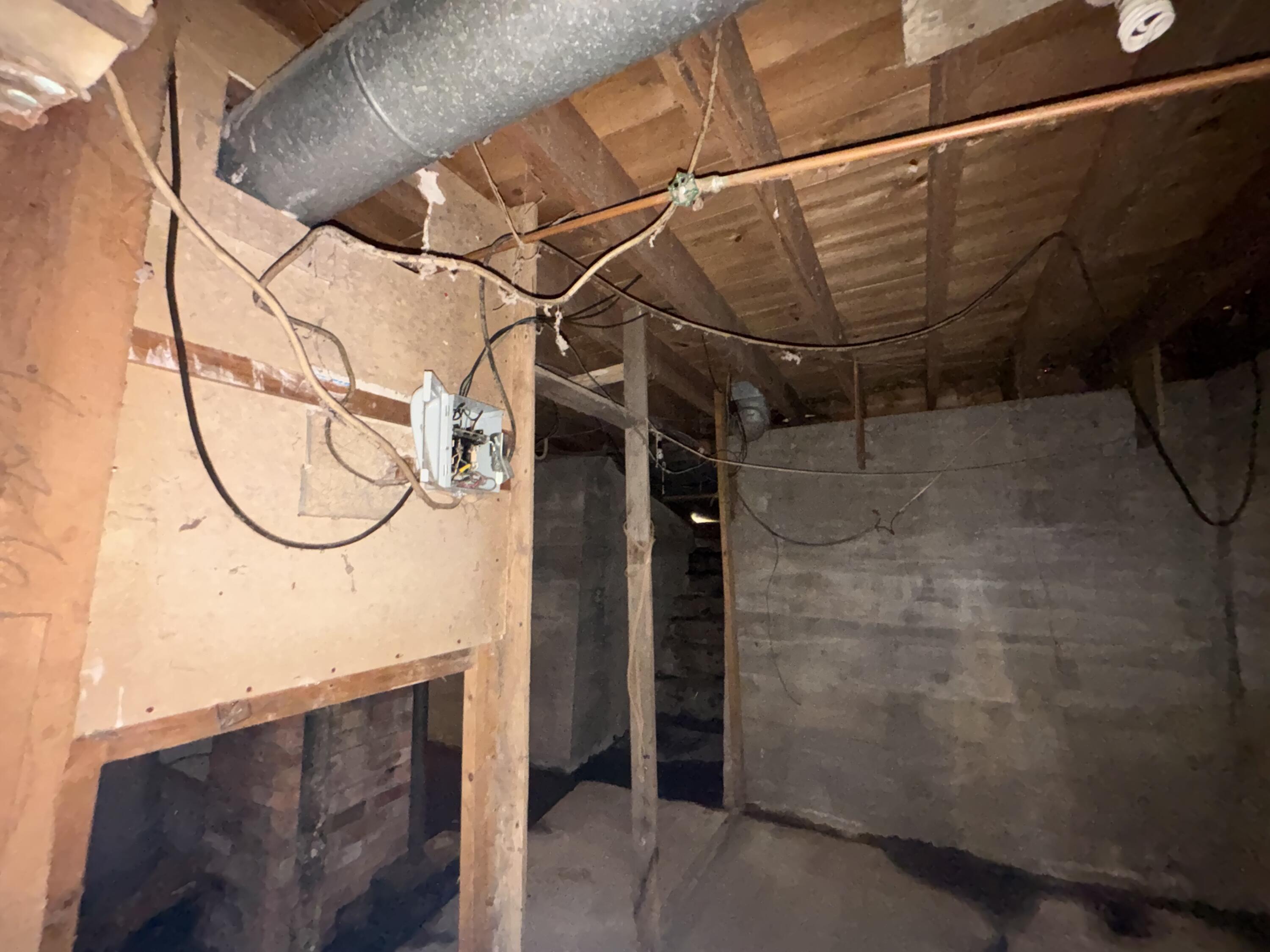 main property photo 28