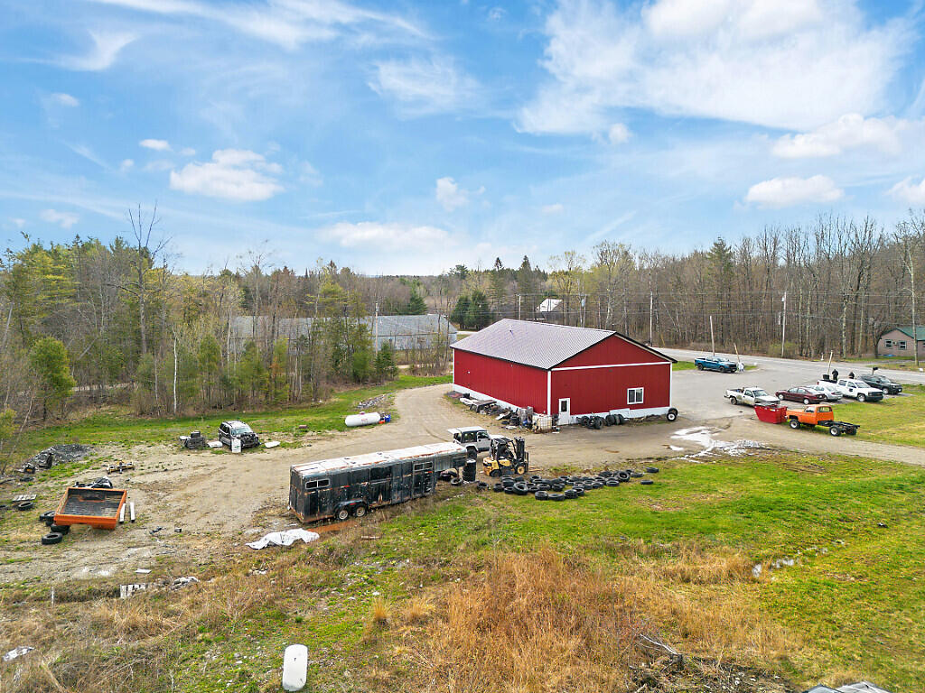 main property photo 9