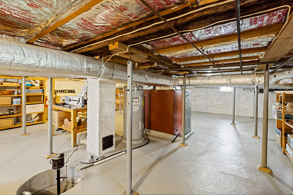 main property photo 59