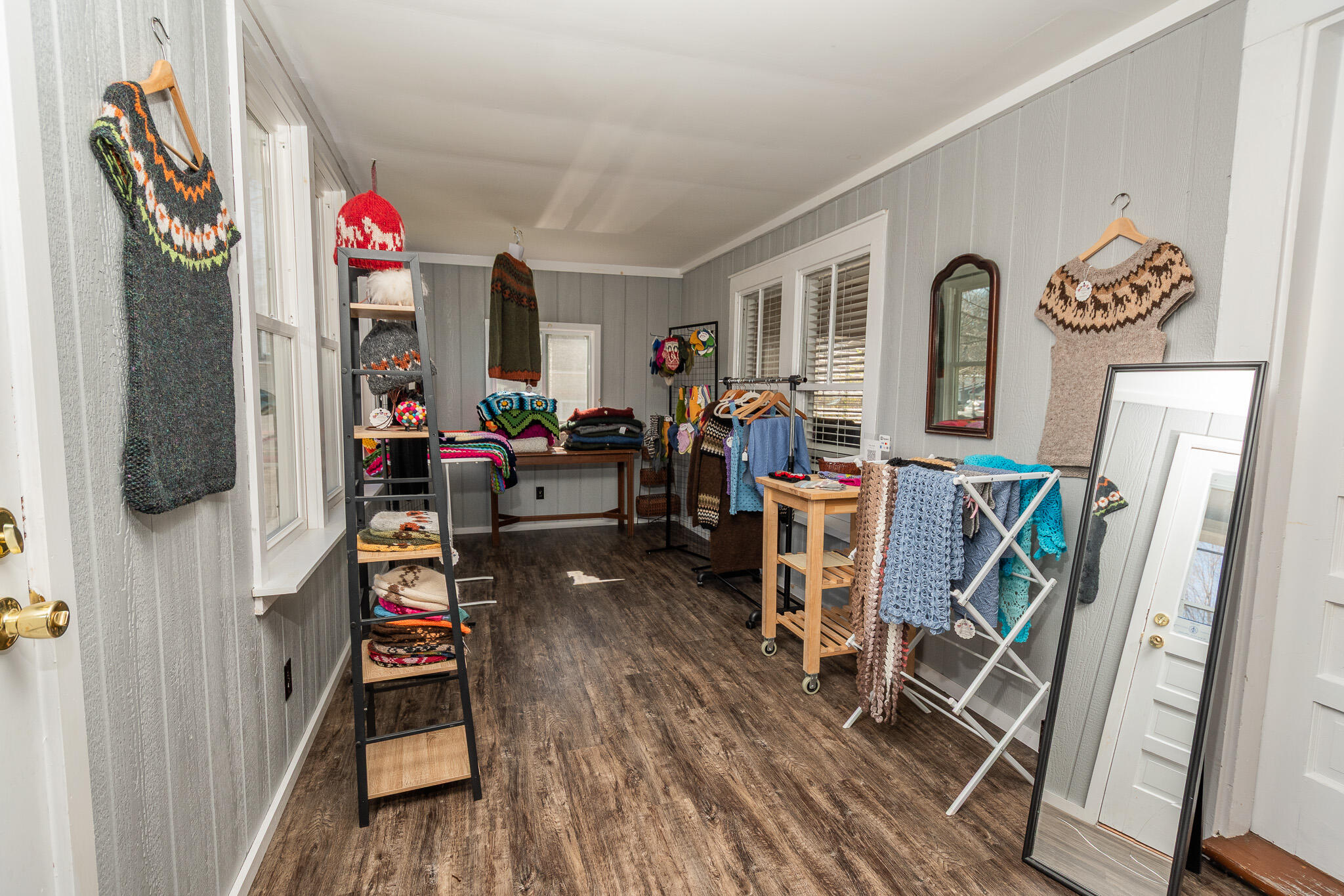 main property photo 31