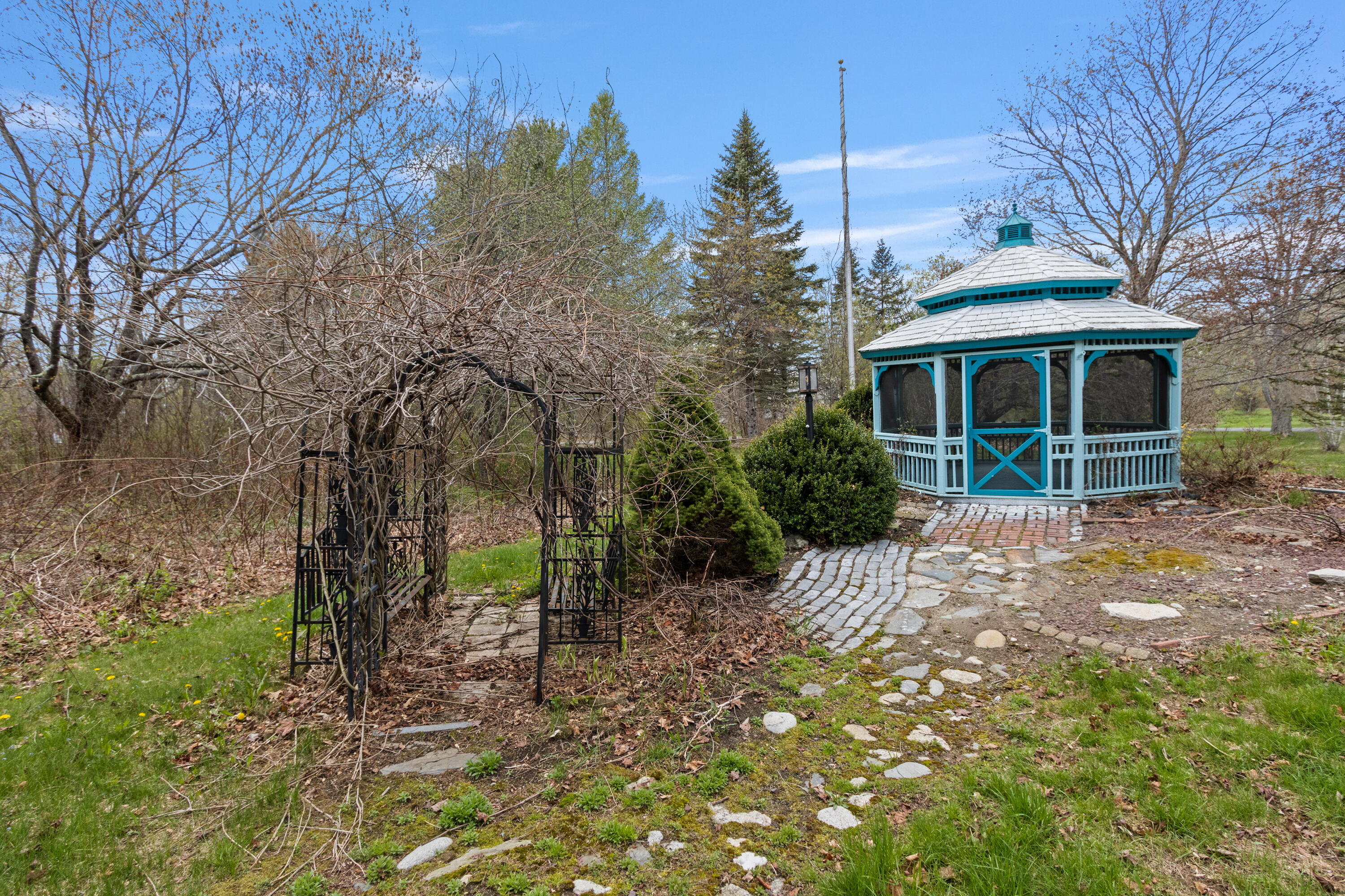 main property photo 75