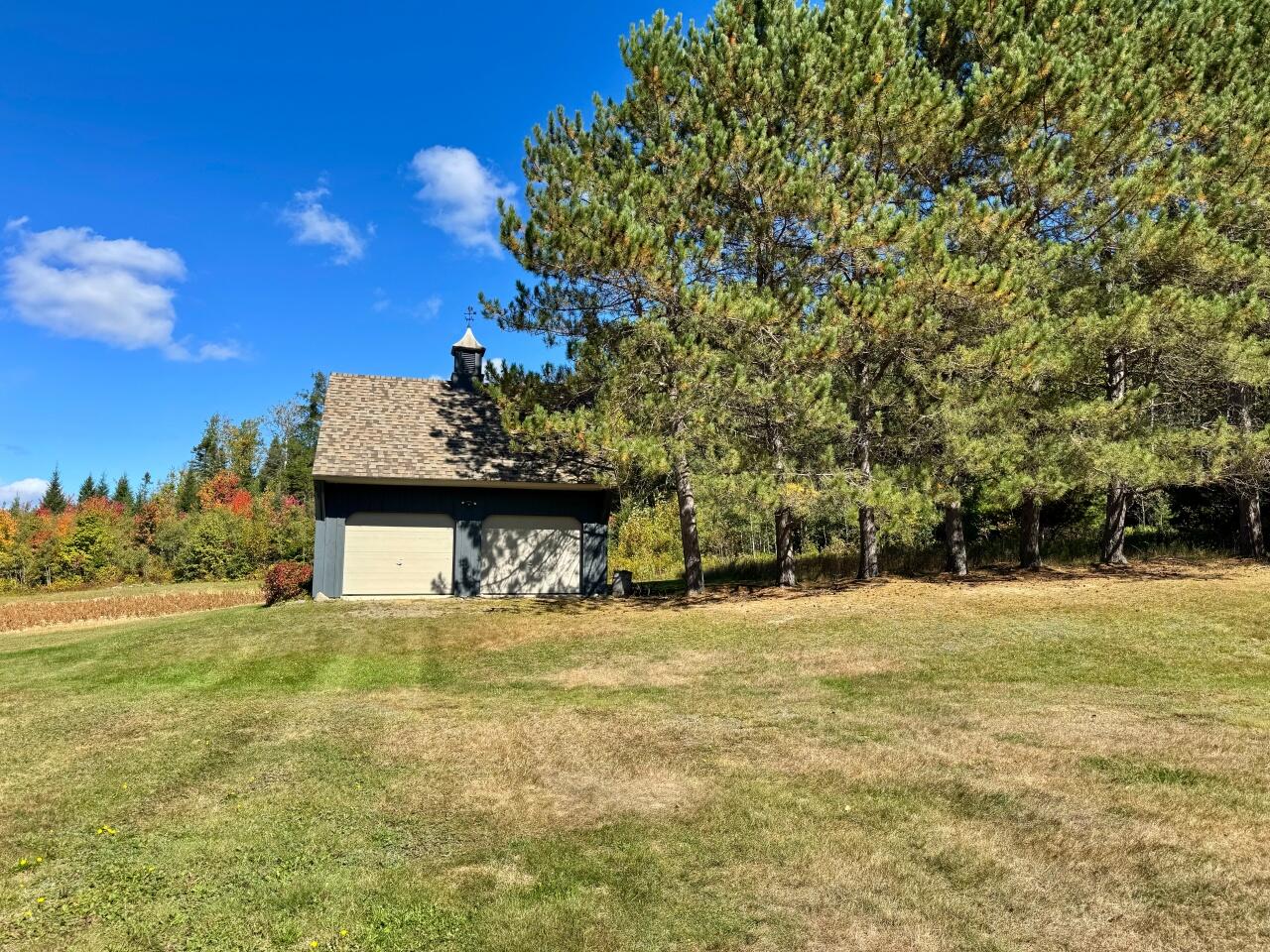 main property photo 11