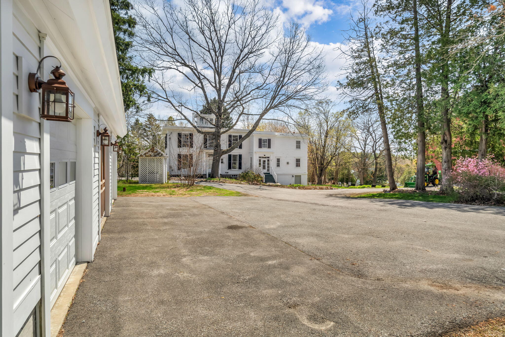 main property photo 83